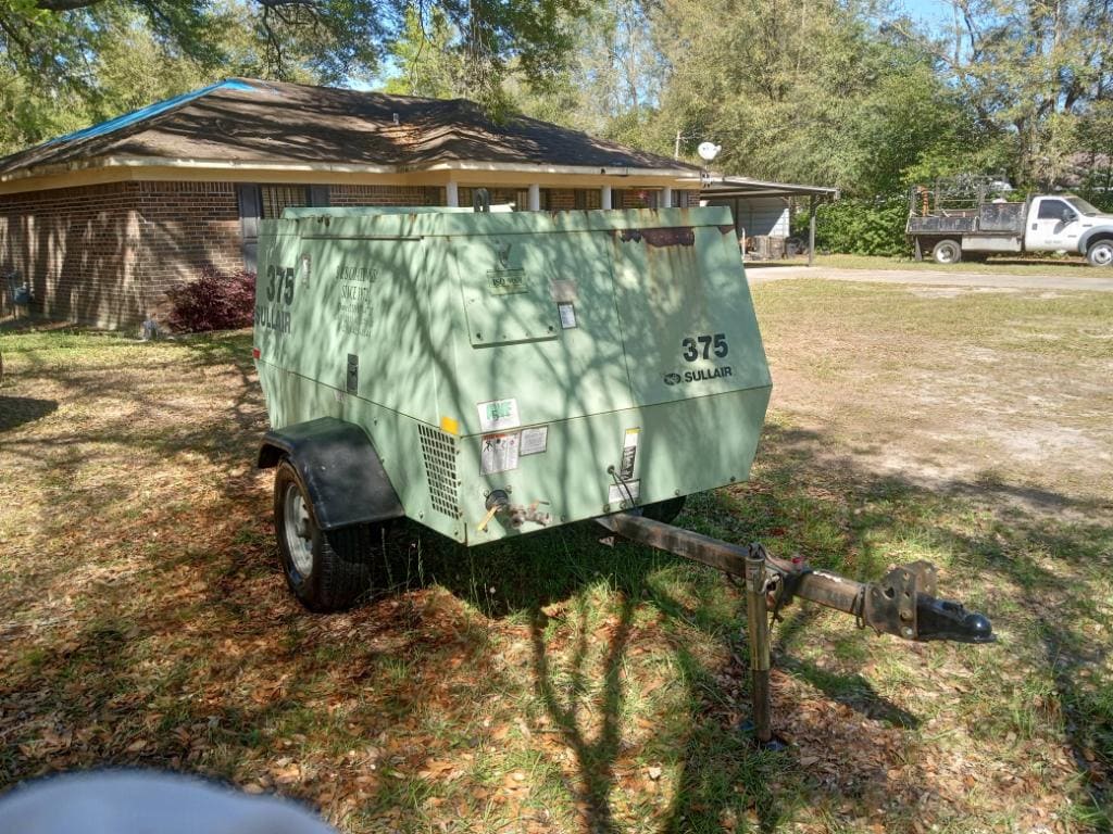 140 HP Sullair 375H Portable Rotary Screw Mobile Air Compressor, 2007 - Image 4
