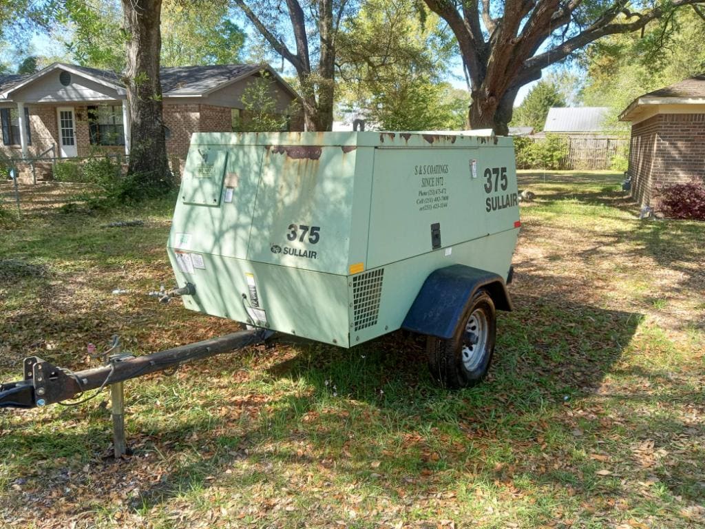 140 HP Sullair 375H Portable Rotary Screw Mobile Air Compressor, 2007