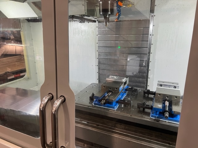 Haas VF-4SS APC VMC, 2008 - Pallet Changer, high speed machining, rigid tap - Image 2