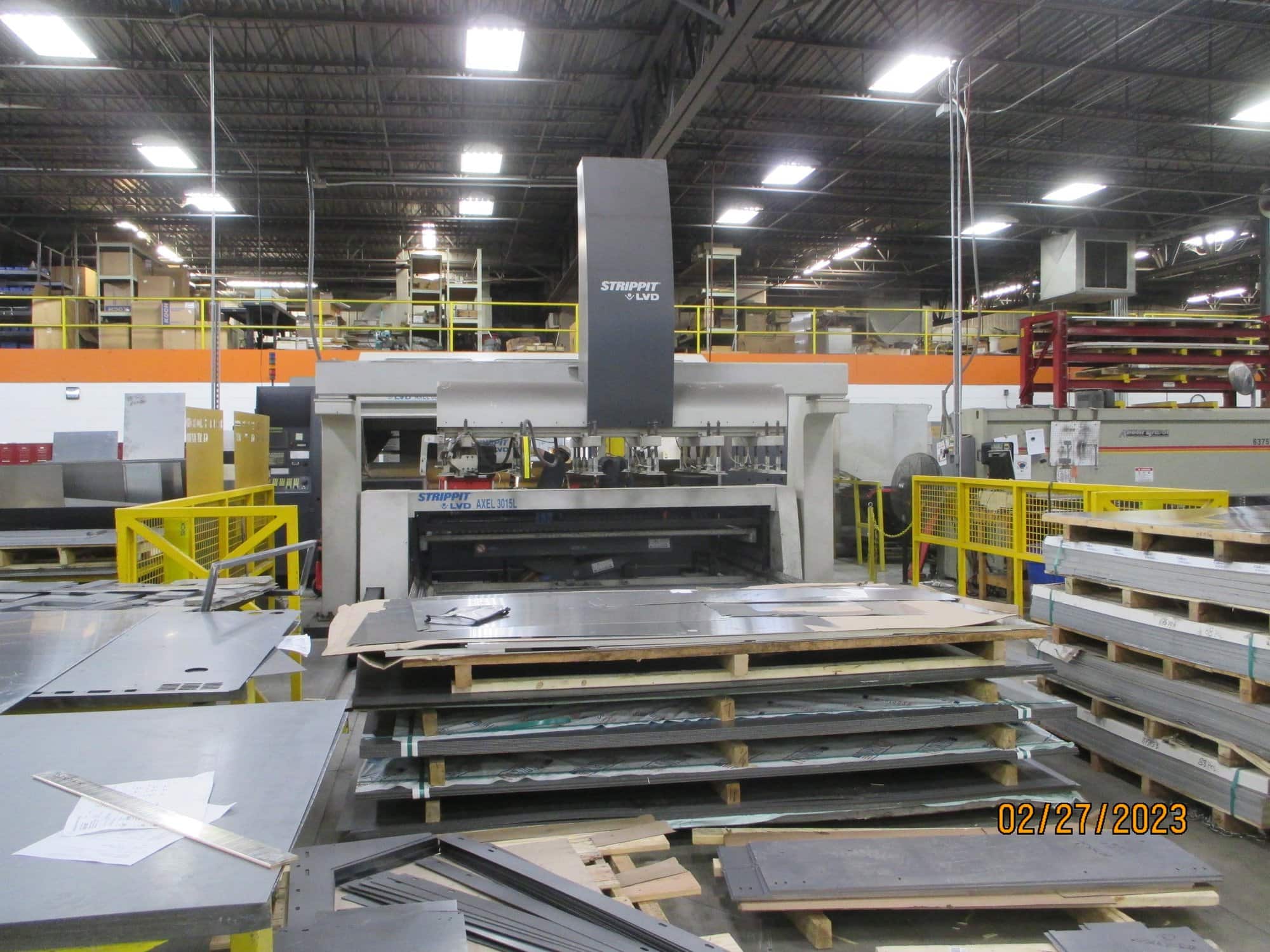 4000 Watt FIRE SALE! Strippit LVD Axel-3015-L CO2 Laser, 2005 - 5' x 10'