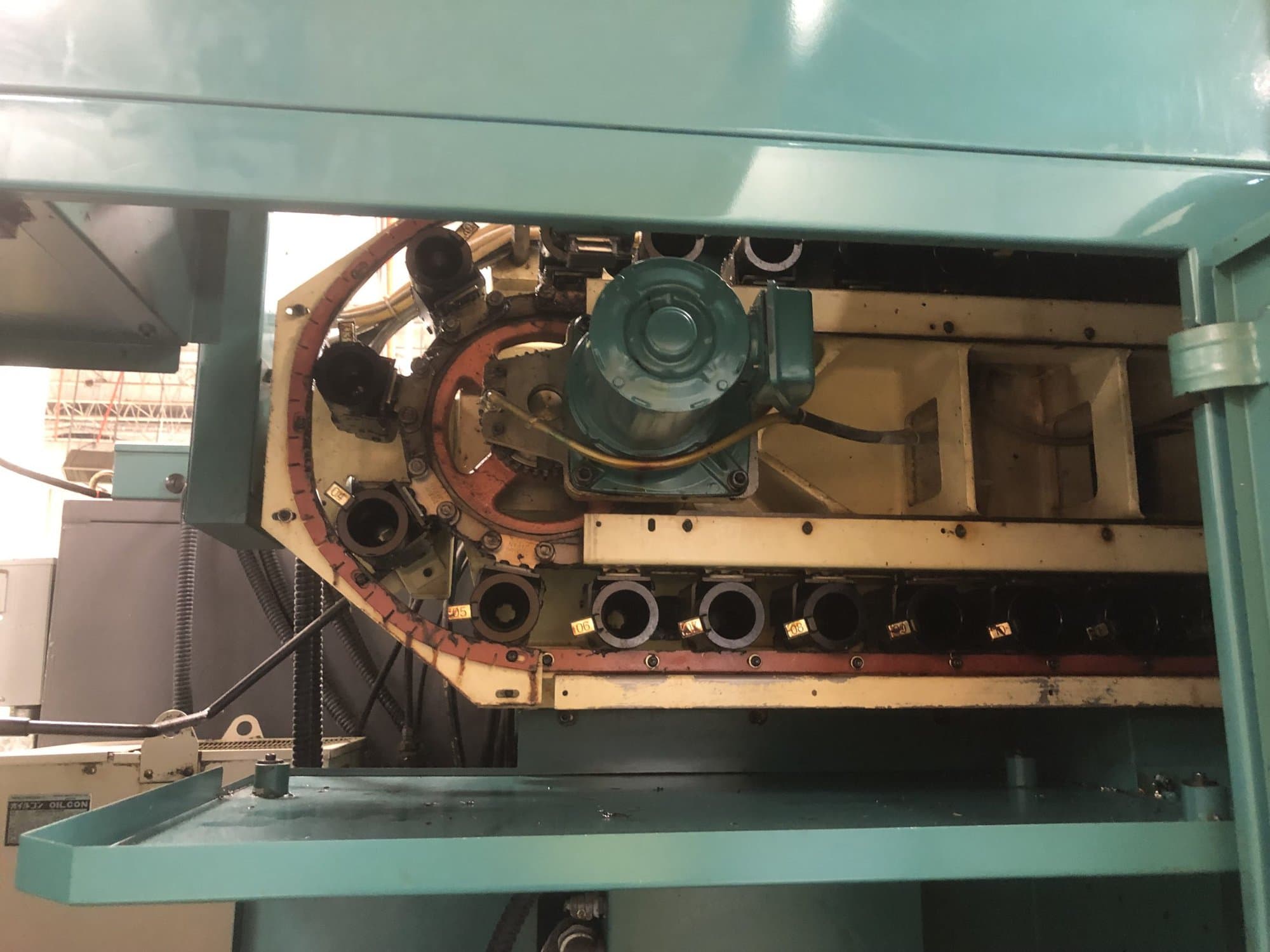 Matsuura MC-800 VG VMC, 1998 - Chip Auger, Wired for 4th Axis - Image 7