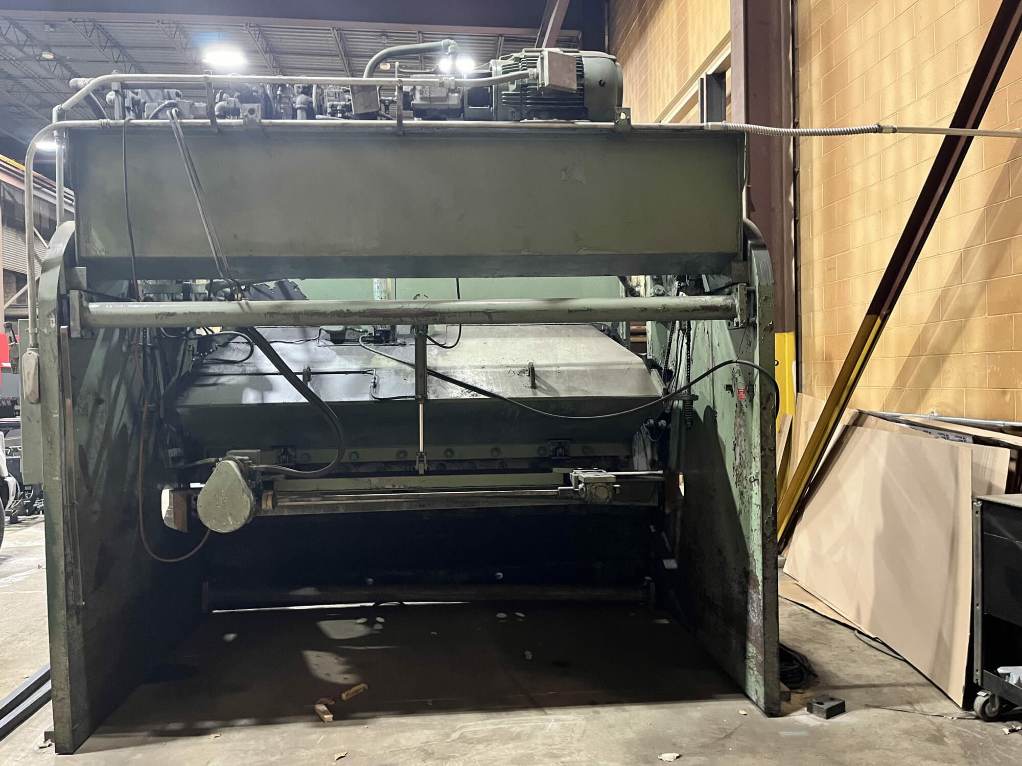 1/2" x 10' Pacific 500R Hydraulic Shear, 1971 - Backgauge - Image 3
