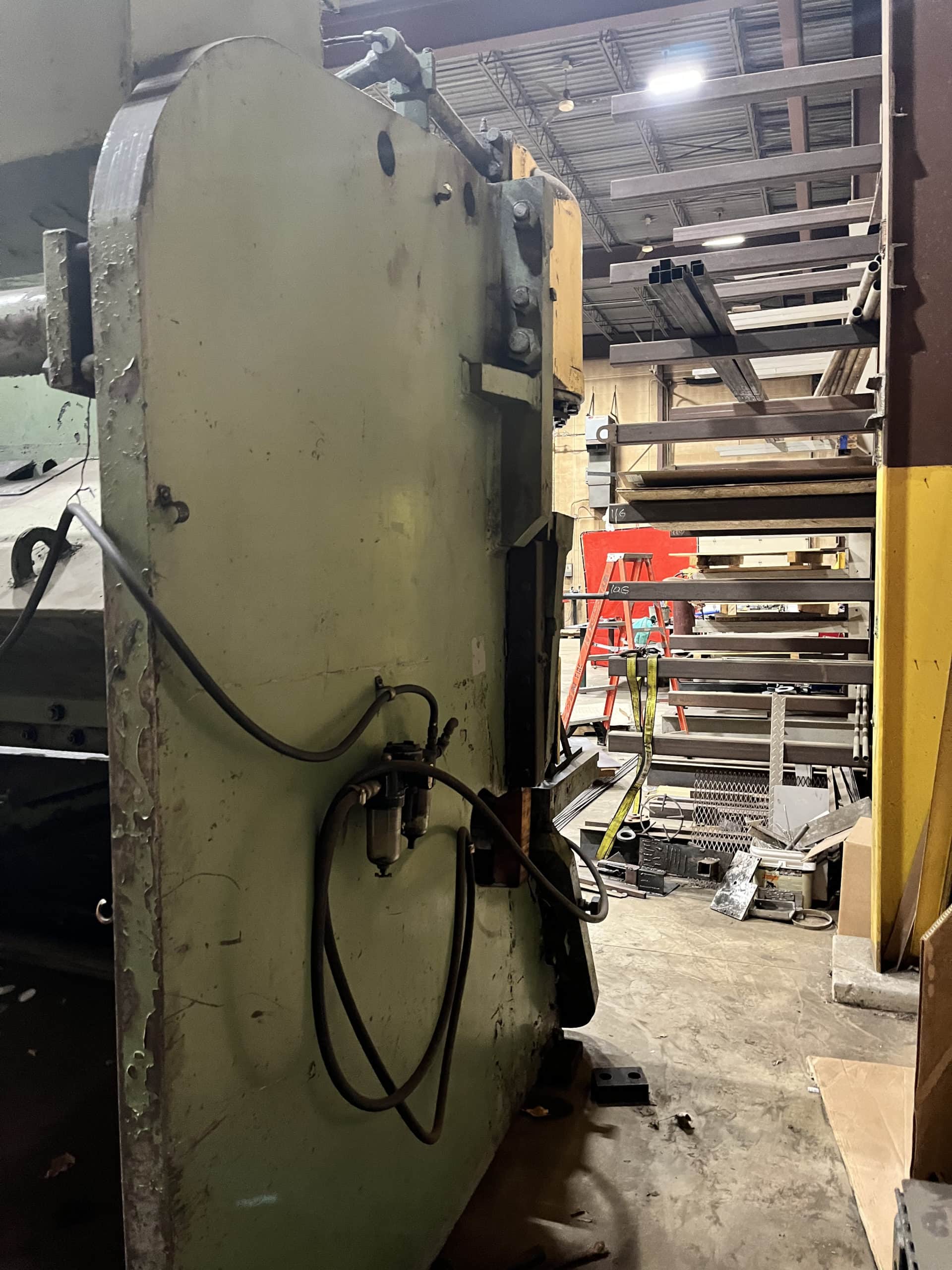 1/2" x 10' Pacific 500R Hydraulic Shear, 1971 - Backgauge - Image 4