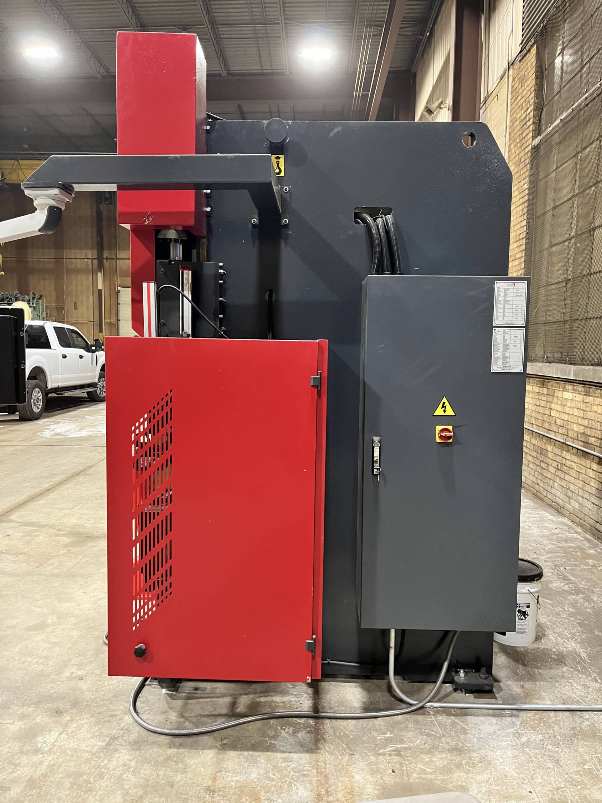 150 Ton x 10' Hat-Tech PRB-R 30135 Press Brake, 2022 - Crowning, Backgauge, Safety Covers - Image 6