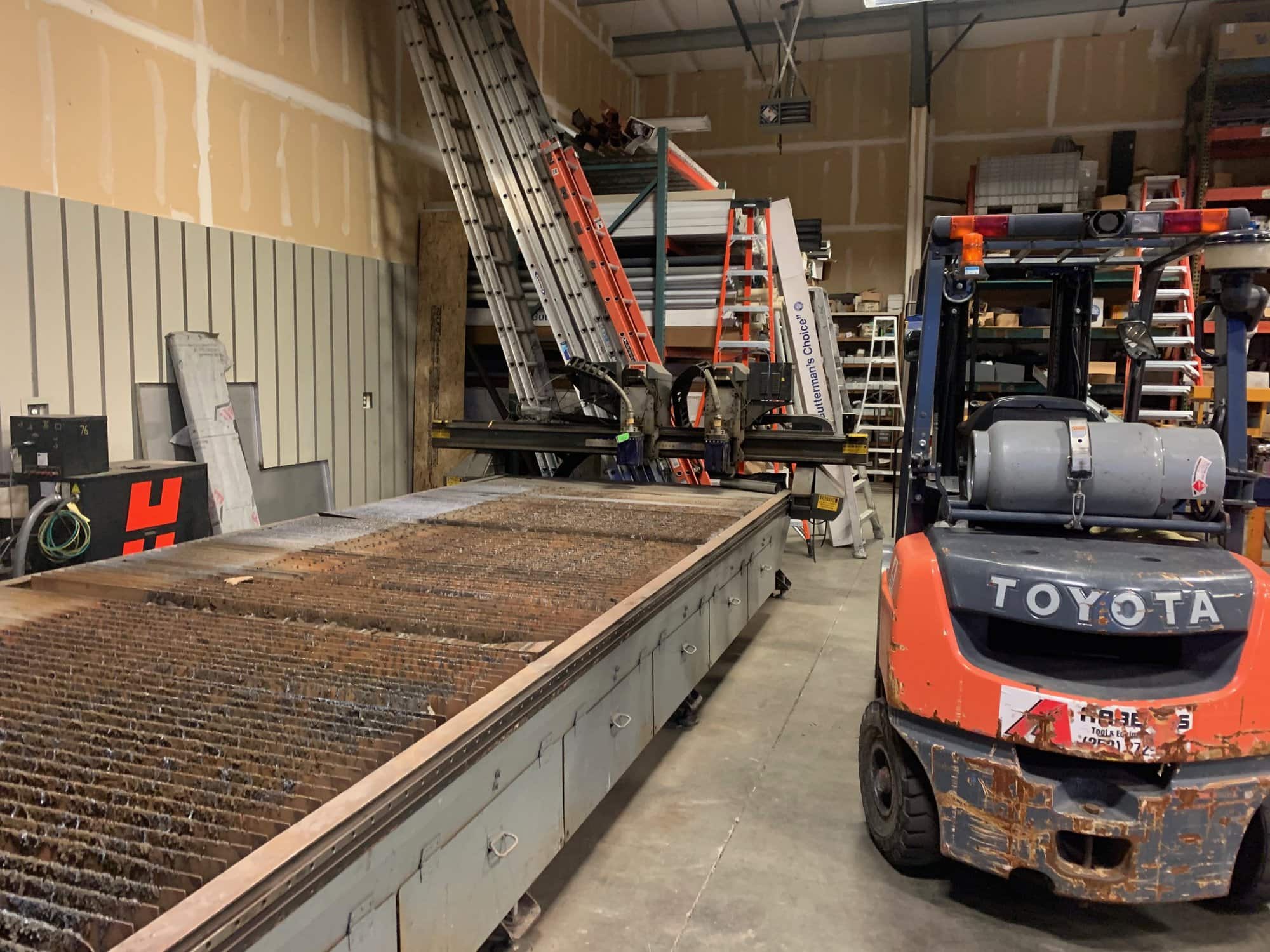 6.5' x 20' Multicam 3-308P FAB Plasma Cutter, 2012-Dual HPR 130XD, Dust Collector - Image 6