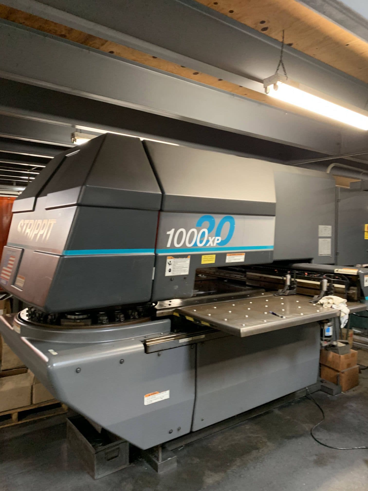 23 Ton Strippit 1000 XP/20 FAB Turret Punch, 1996 - 20 Station, Available Immediately - Image 2