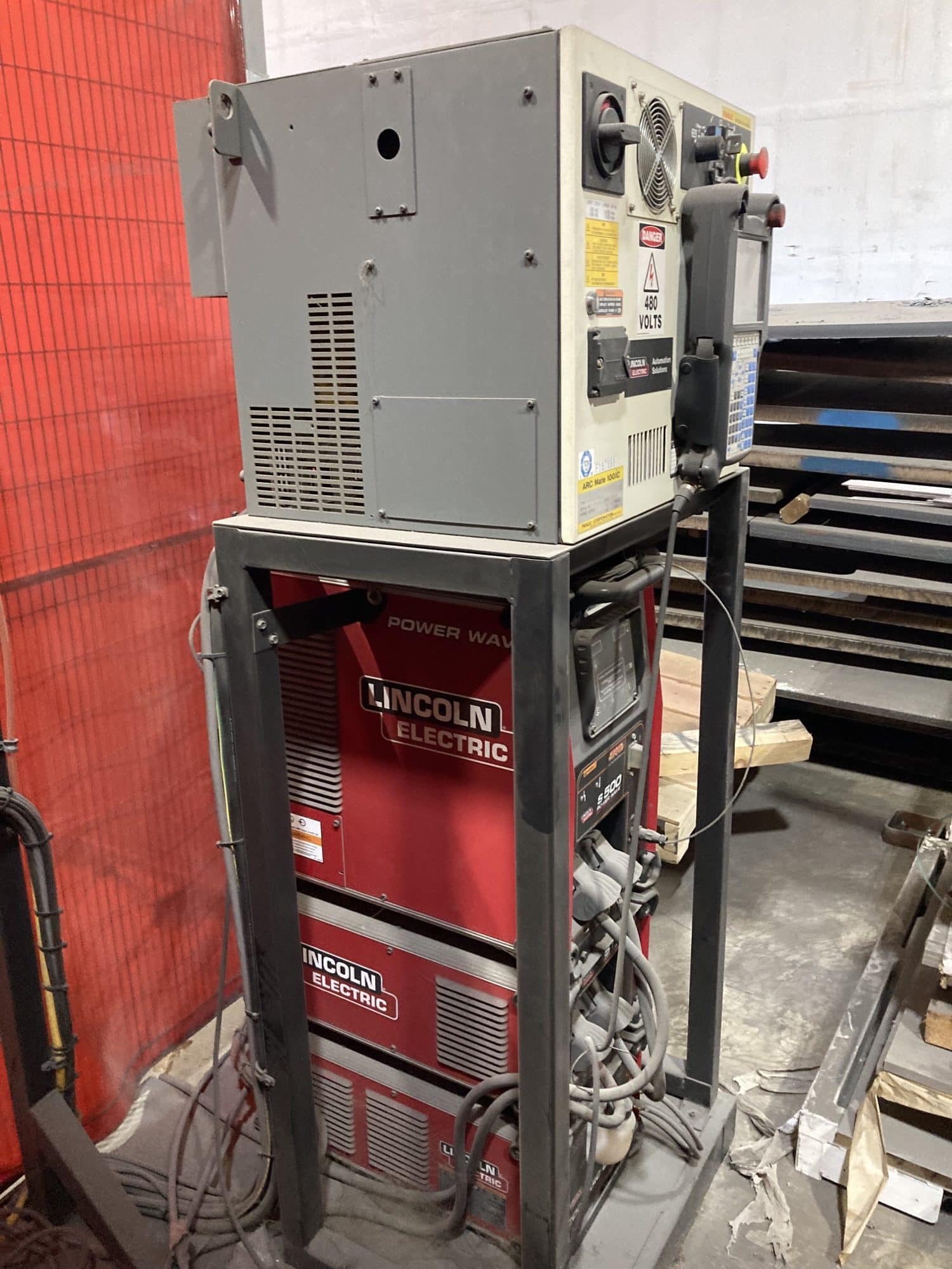 Lincoln Electric Fab-Pak FHS B2 Robotic Welding Cell, PowerWave S500, Fanuc Arc Mate 100ic, 2016 - Low Use Unit! - Image 11
