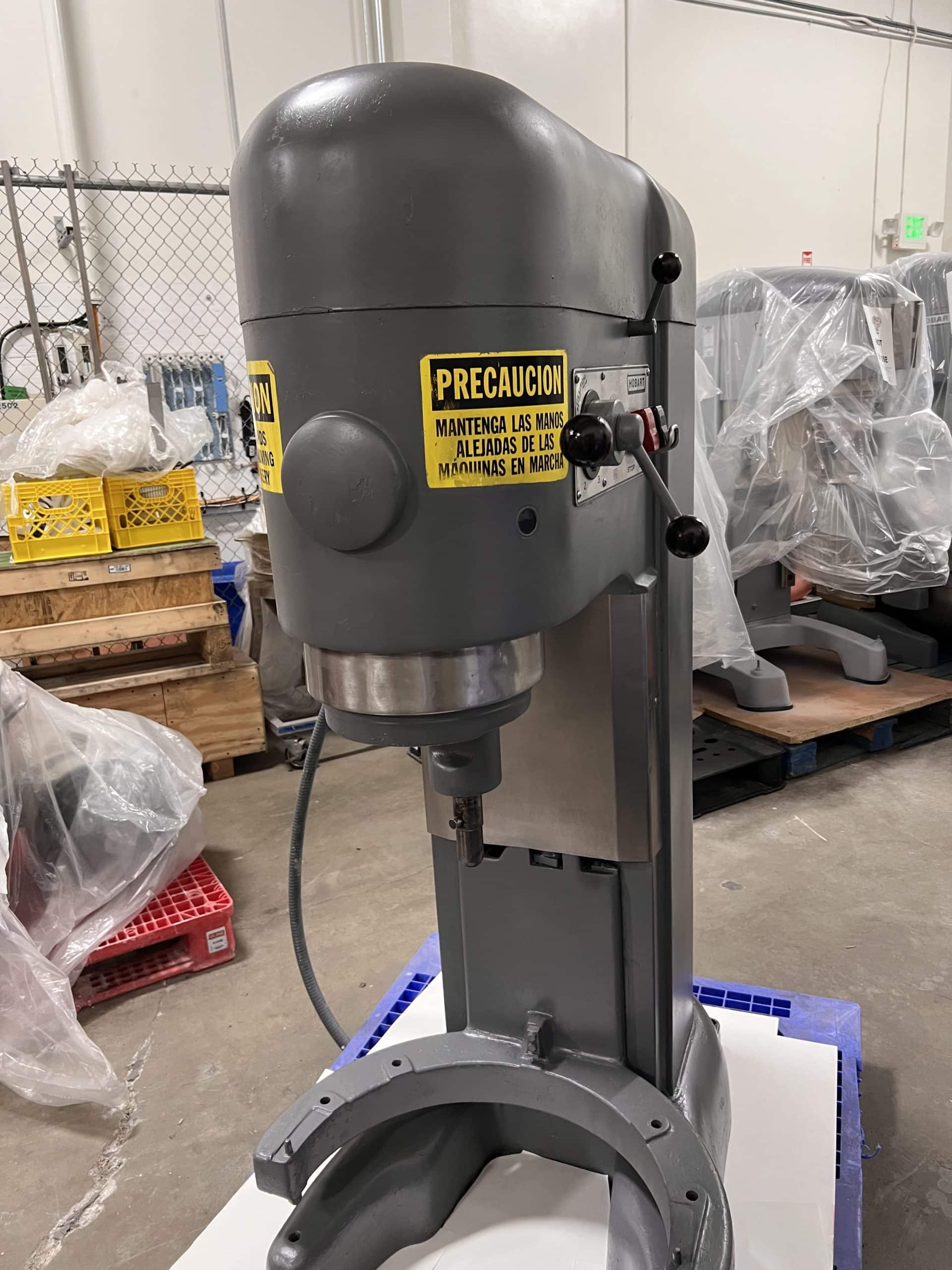 80 Quart Hobart M-802 Mixer, 2003 - Mixing Bowls, Mixing Hooks, and Whisks Included - Image 2