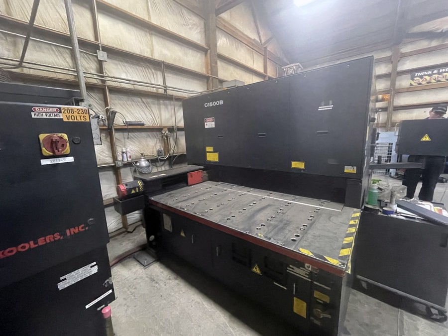 1500 Watt Amada Pulsar LC-2415XLA2 CO2 Laser, 1997- 5x10 Table, Dust Collector, Chiller - Image 2