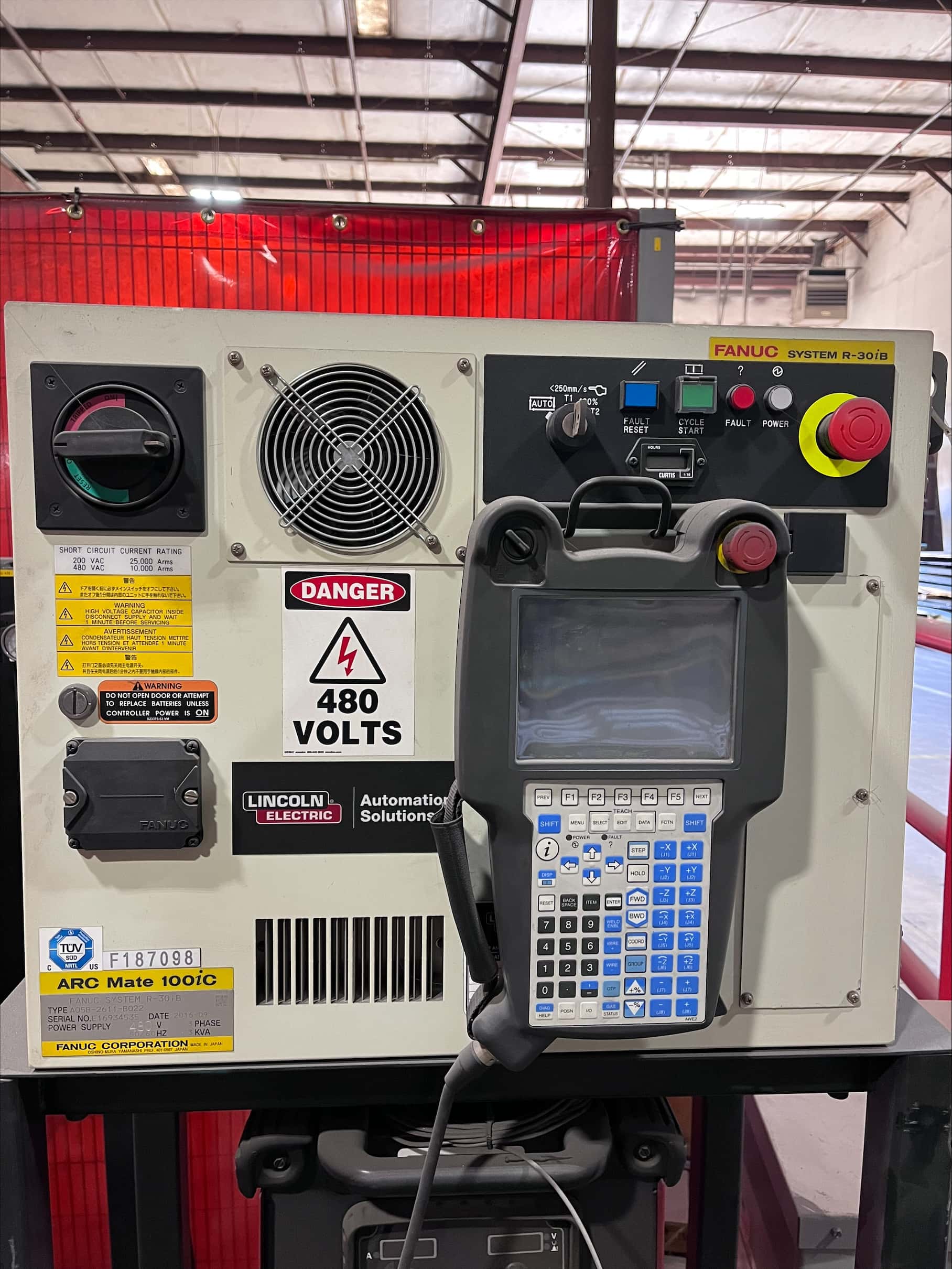 Lincoln Electric Fab-Pak FHS B2 Robotic Welding Cell, PowerWave S500, Fanuc Arc Mate 100ic, 2016 - Low Use Unit! - Image 9