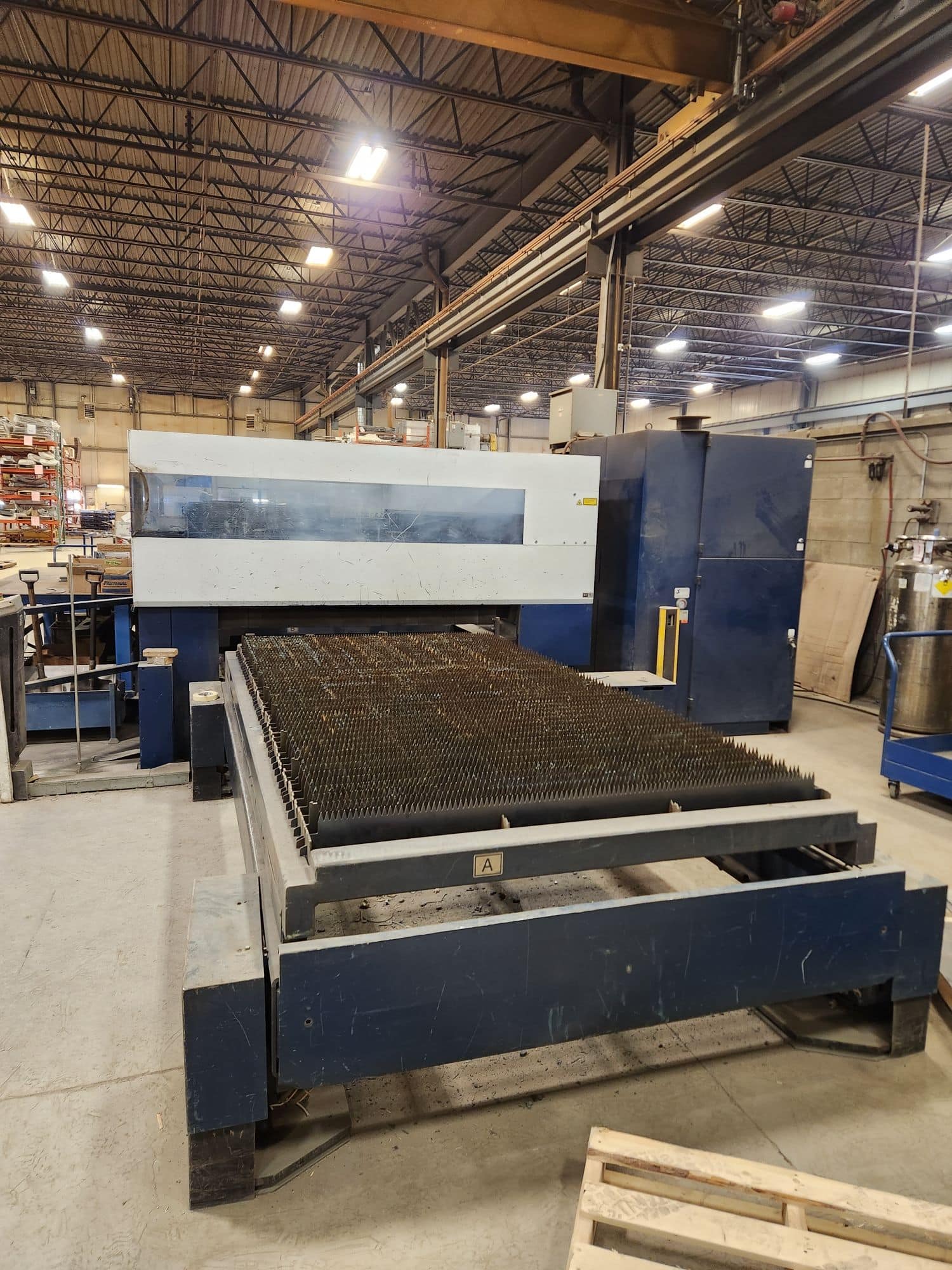 4000 Watt Trumpf 3030 L20 CO2 Laser, 2011 - 5'x10' Table