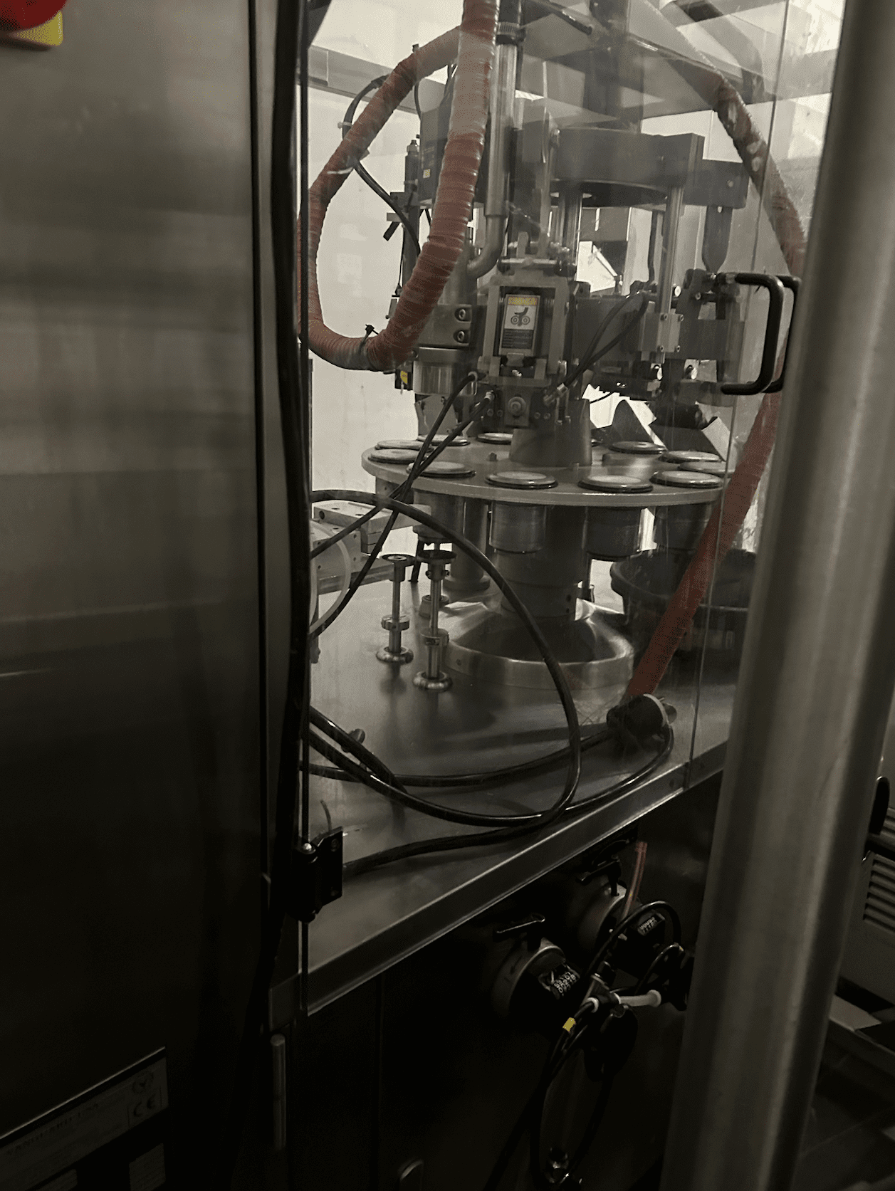 Vanguard VF-100PIII Tube Filler, 2011 - Image 5