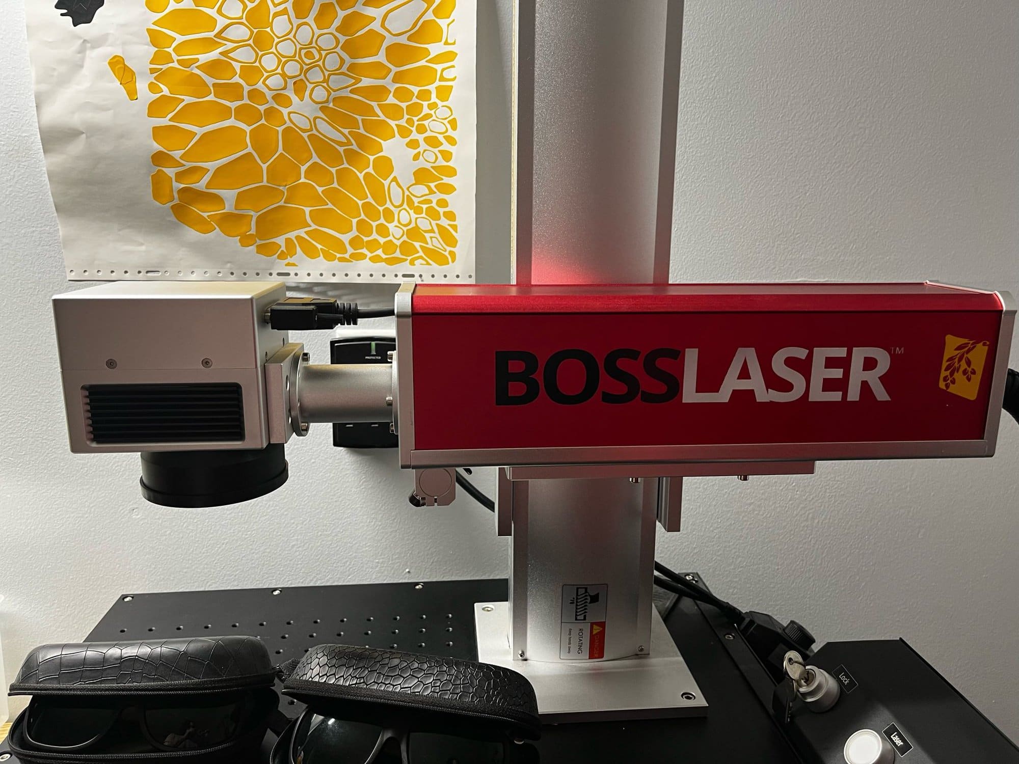 Boss Laser FMD30 Fiber Laser Marking Machine, 2021 - Equipped with Rotary and Extra Lenses - Image 2