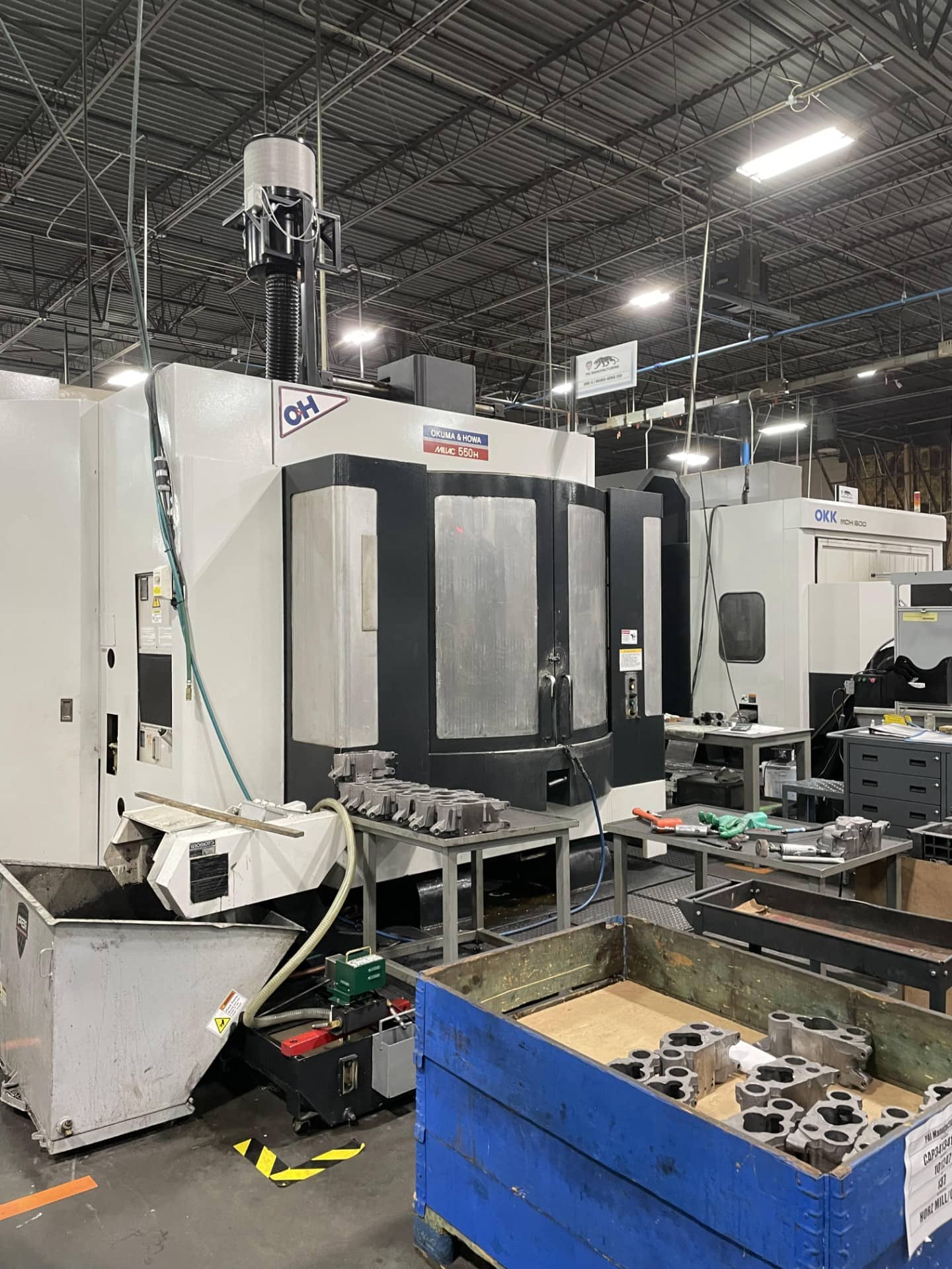 Okuma & Howa MILLAC 550H HMC-5, 2000 - Fanuc Control, Chip Conveyor - Image 2