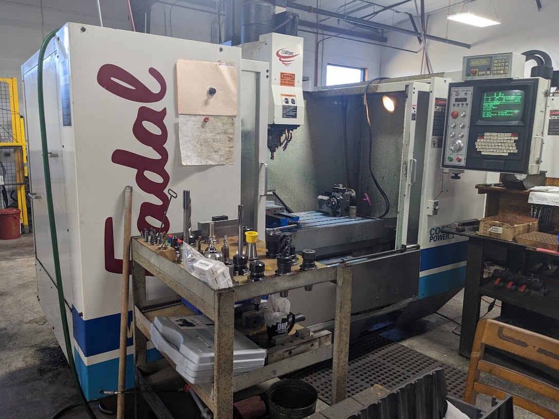 Fadal 4020AHT, 1999 - w/ Hardinge 4th Axis - Image 2