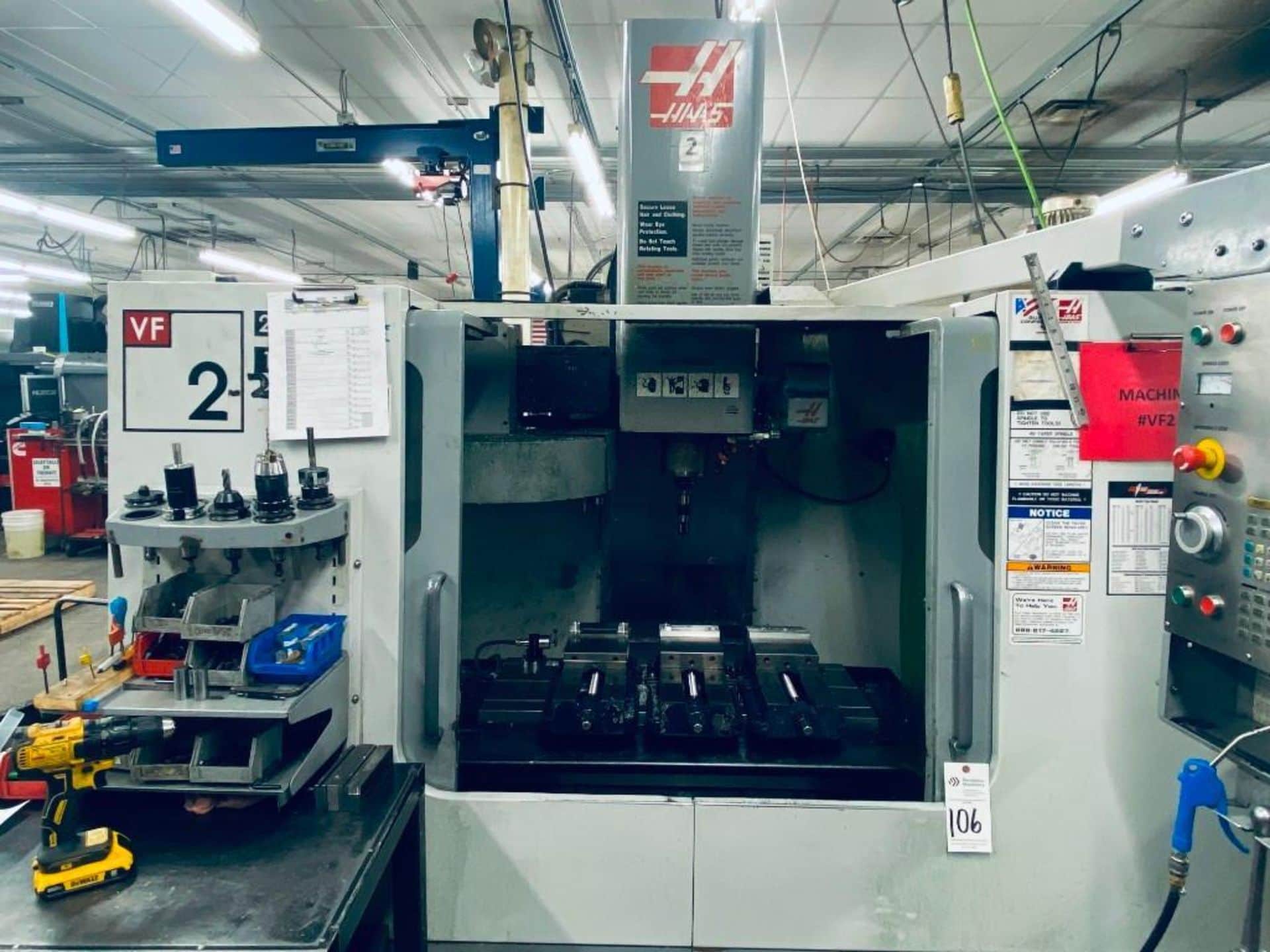 2005 haas vf 2d vertical machining center