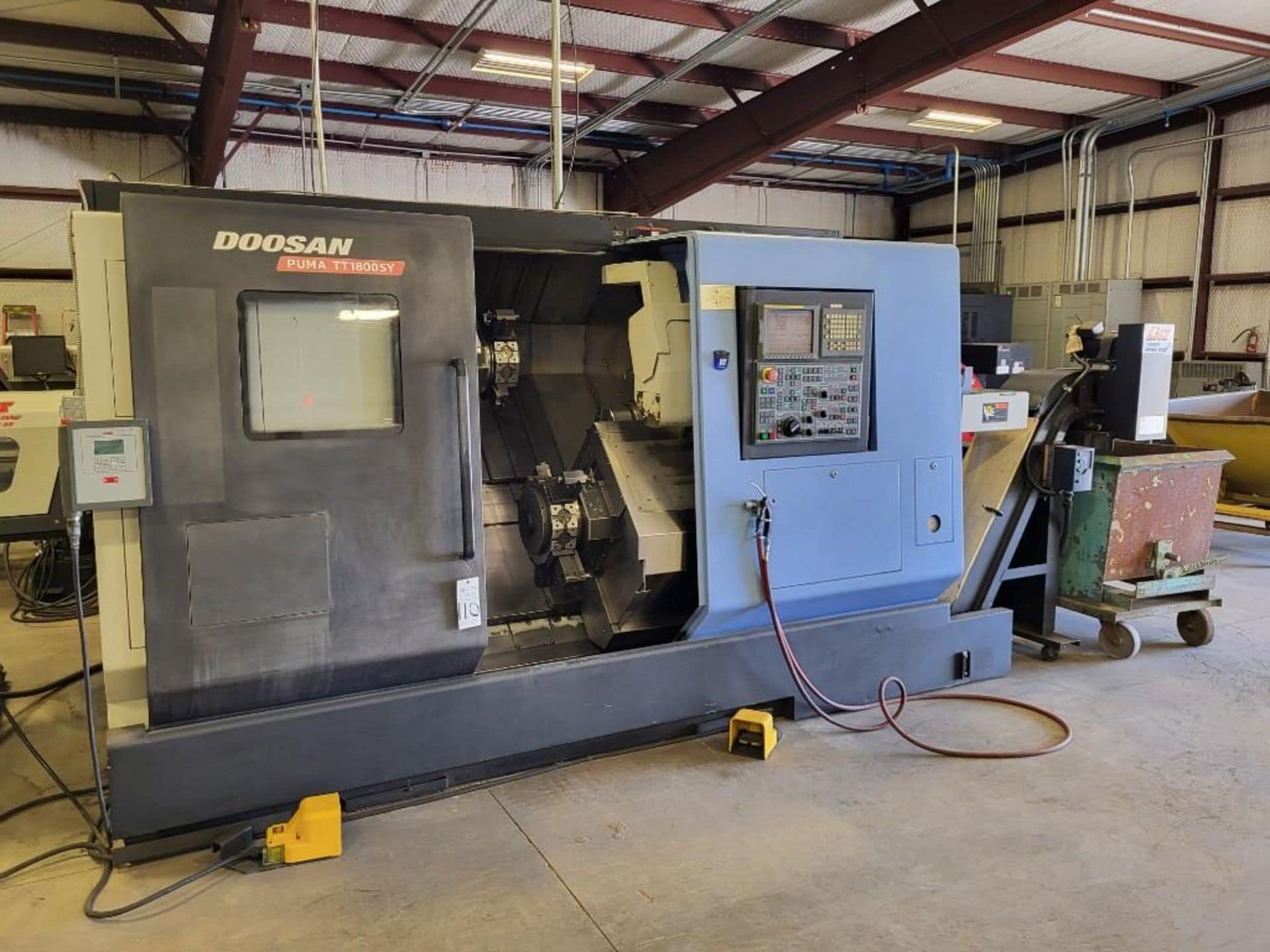 2010 doosan turning center model puma tt1800sy