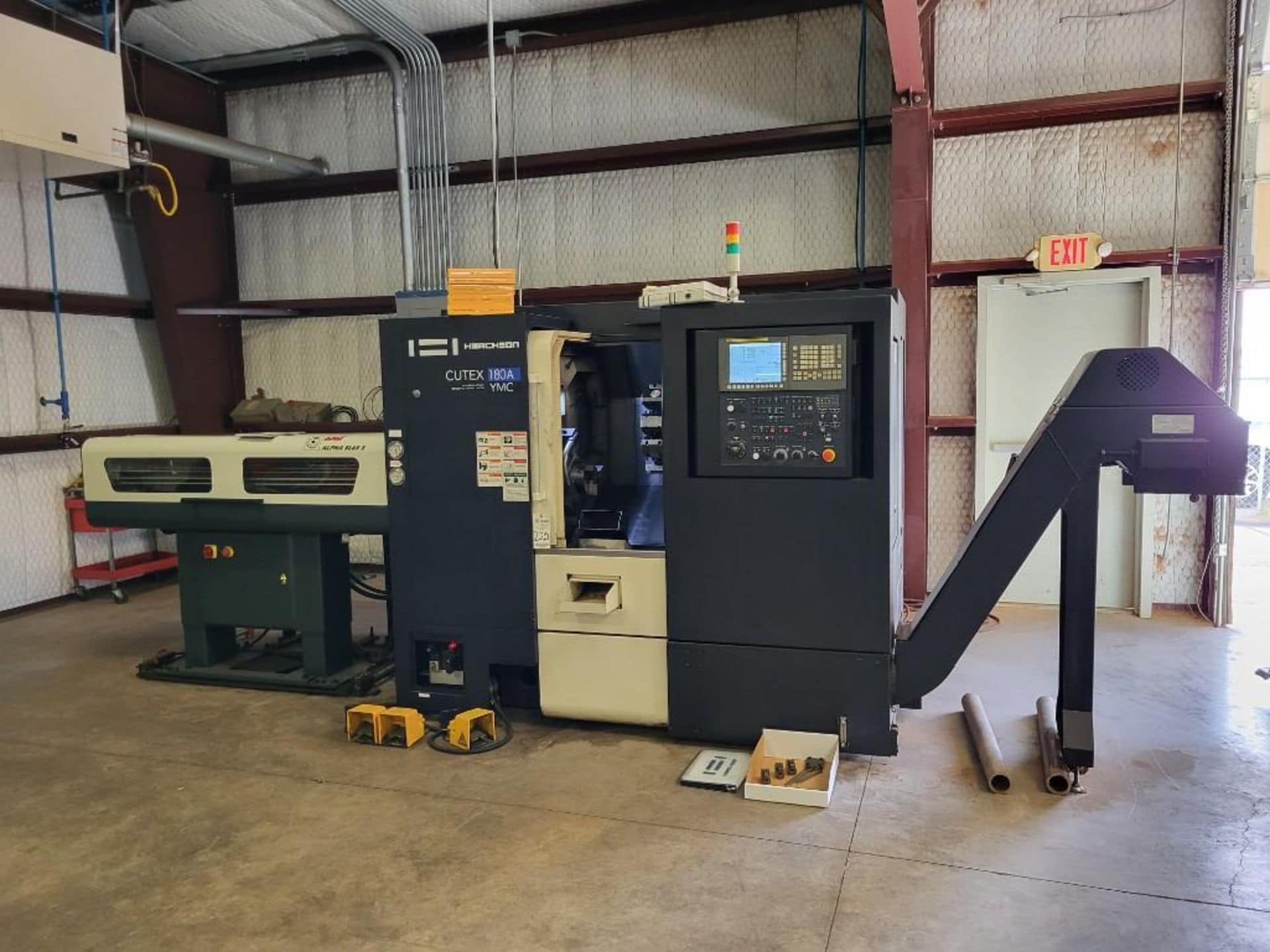 2017 hwacheon turning center model cutex-180a ymc with lns bar feeder live