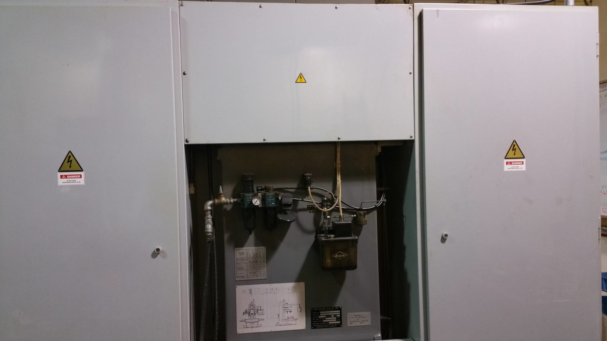 Tree 1050 VMC, 1993 - 4th Axis Rotary Table - Image 8