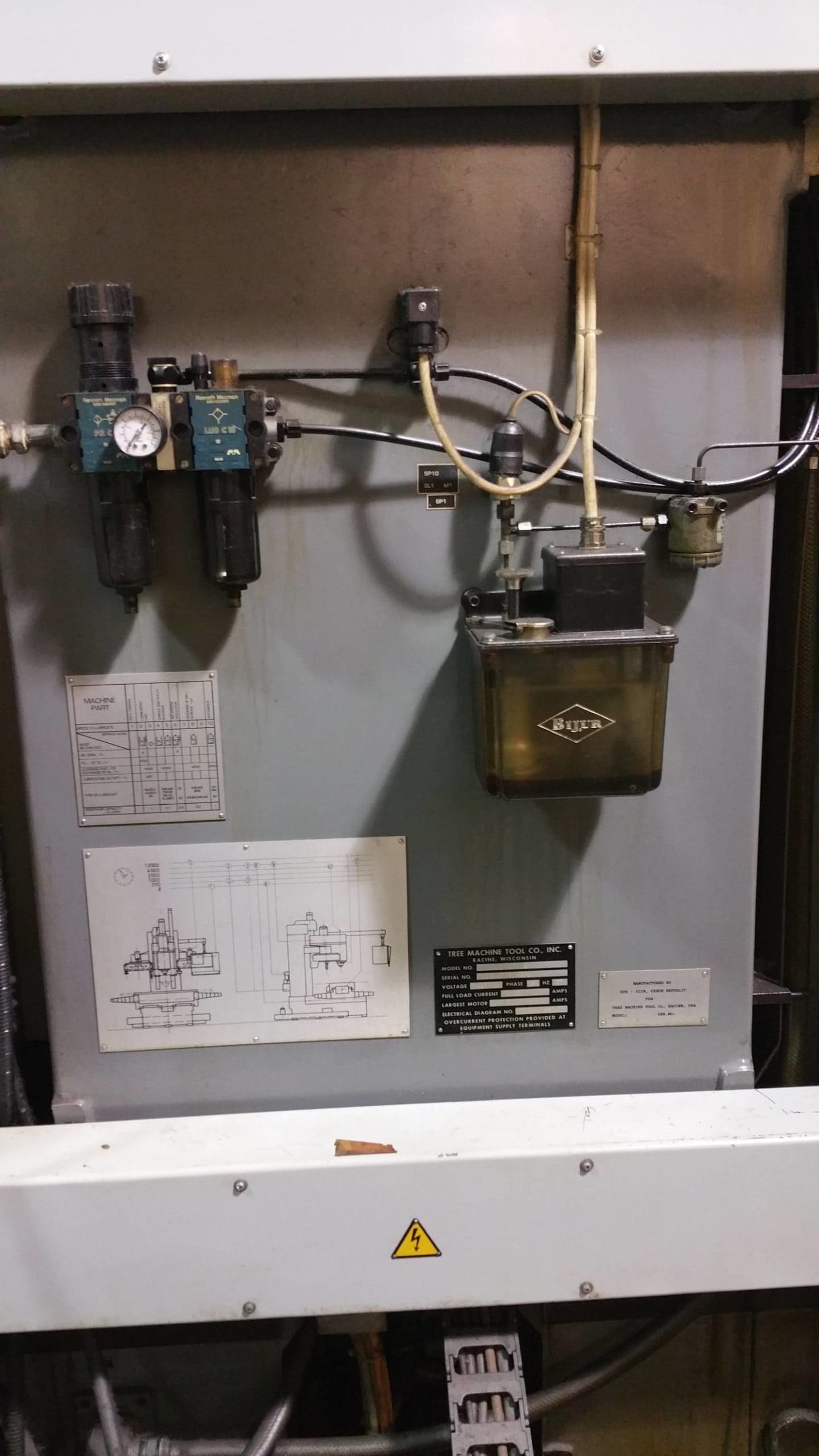 Tree 1050 VMC, 1993 - 4th Axis Rotary Table - Image 9