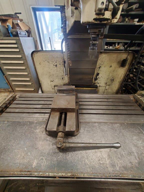 Fryer MB-15 CNC Mill, 2000 - Image 2