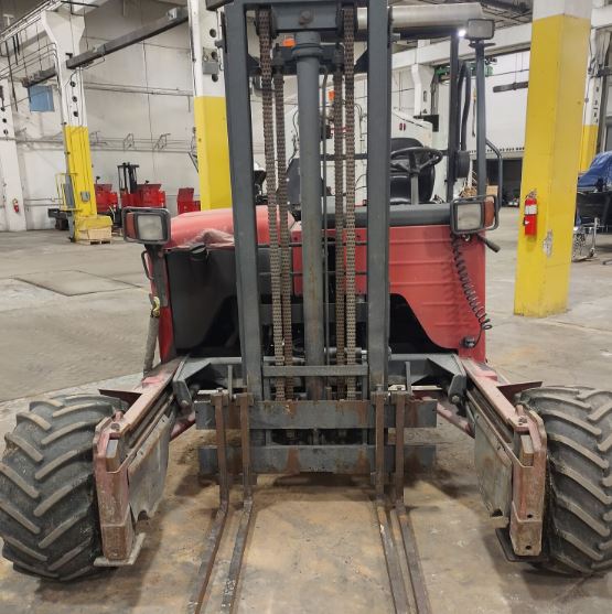 5,500 LB Capacity Moffett M55 Diesel Forklift, 2014 - 2,541 Hours - Image 3