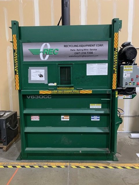 Intertek V63OCC 60" Vertical Baler, 2019 - Good Condition, Clean - Image 5