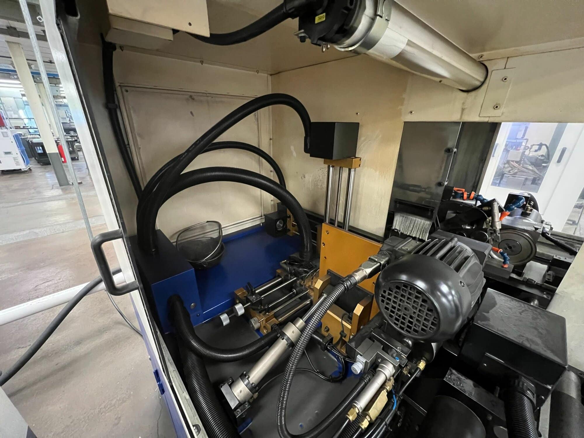 Rollomatic 148P4 CNC Tool Grinding Machine, 2005 - Image 7