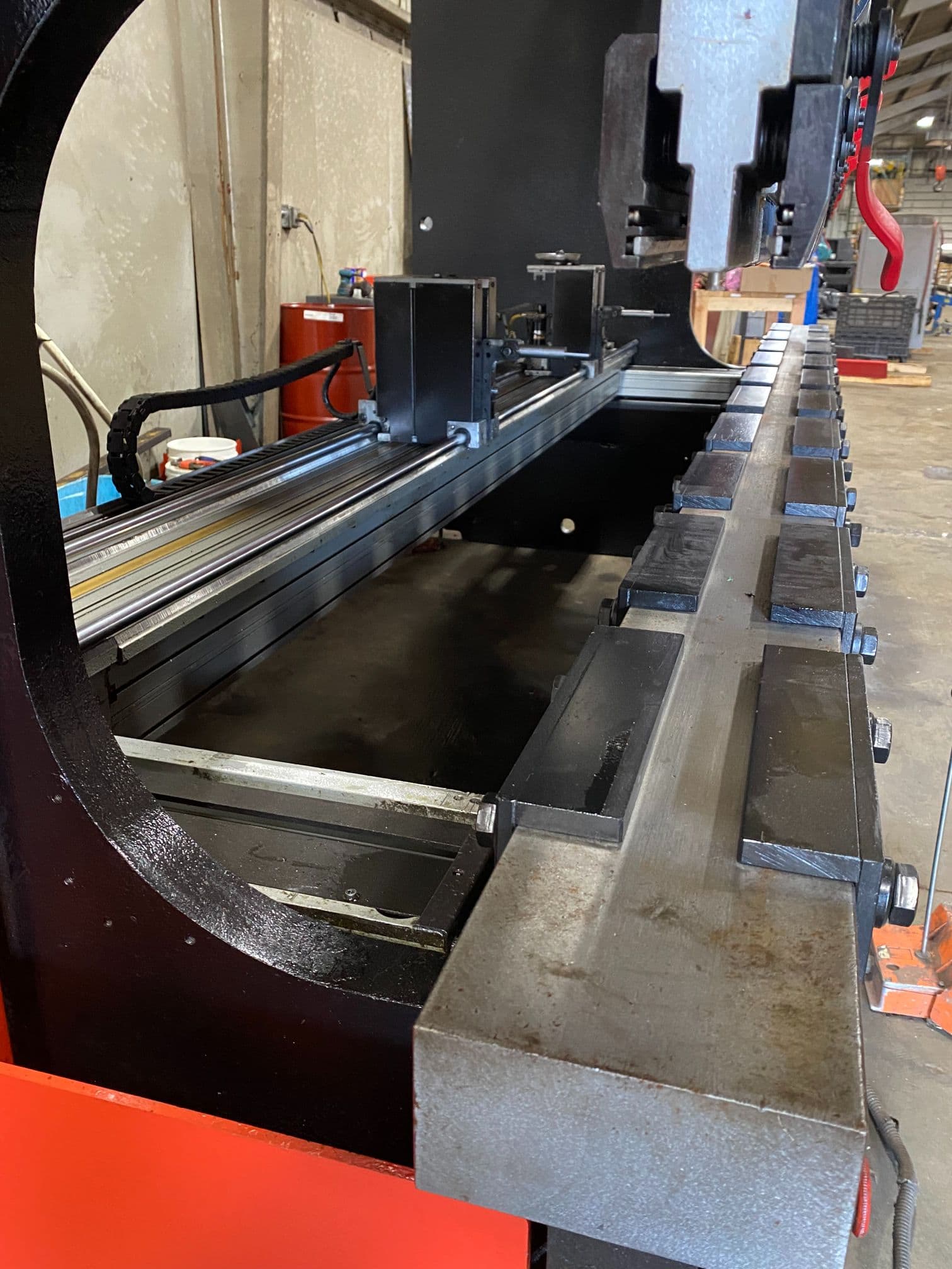 187 Ton x 13' Amada HFB 1704 CNC Hydraulic Press Brake, 1998 - Refurbished! - Image 3