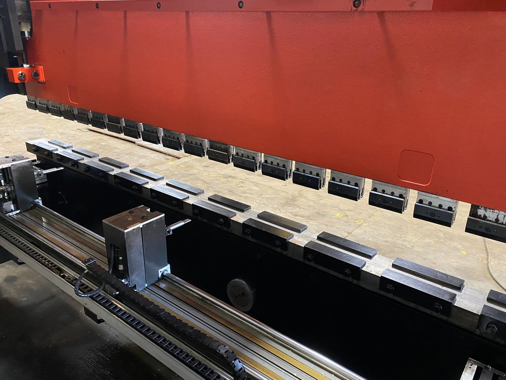 187 Ton x 13' Amada HFB 1704 CNC Hydraulic Press Brake, 1998 - Refurbished! - Image 6