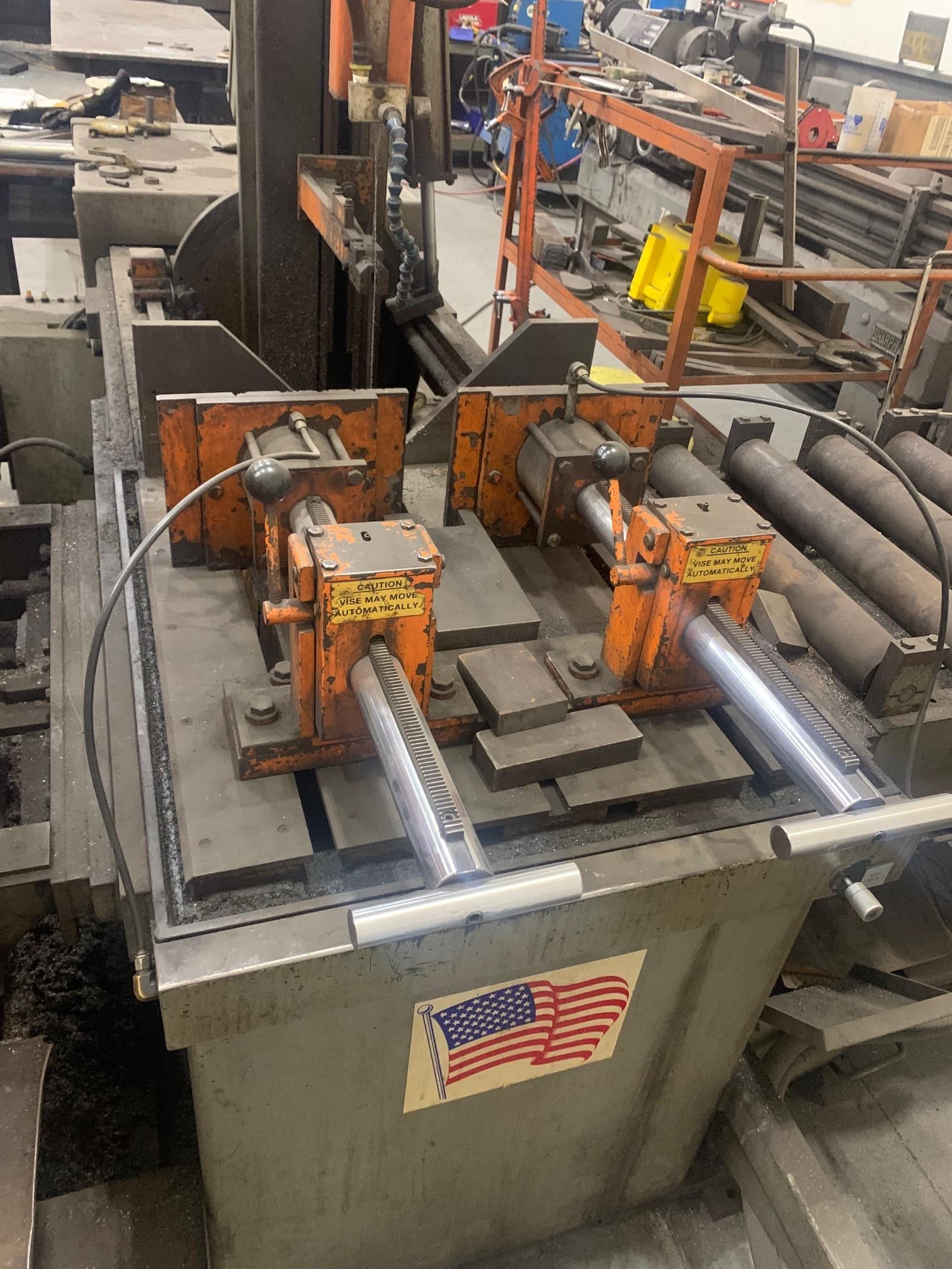 18" x 18" HEM V100LA-2 Vertical Band Saw, 1998 - Image 5