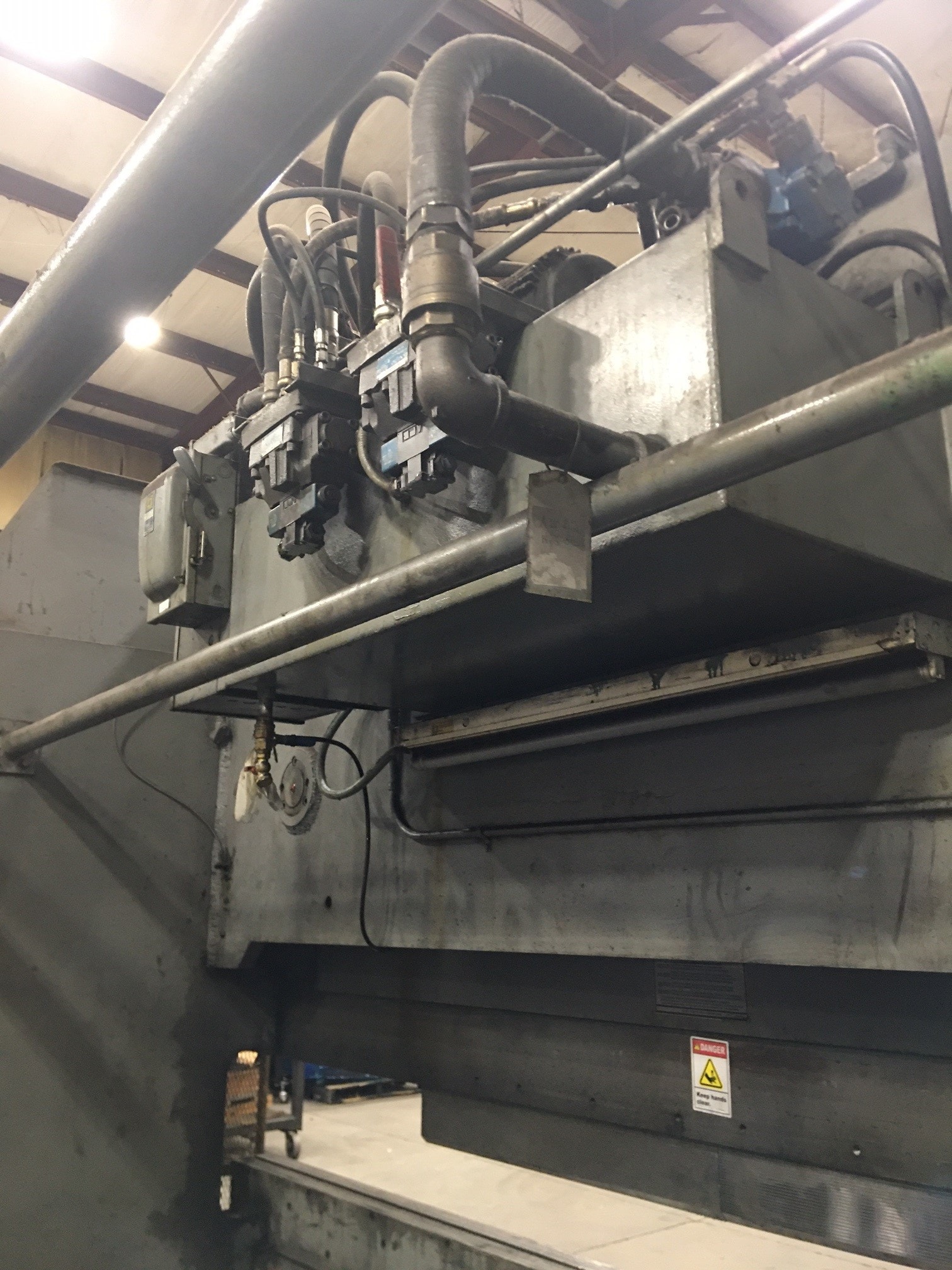 200 Ton x 12' HTC 200-12H Press Brake, 1970 - Video Available - Image 6