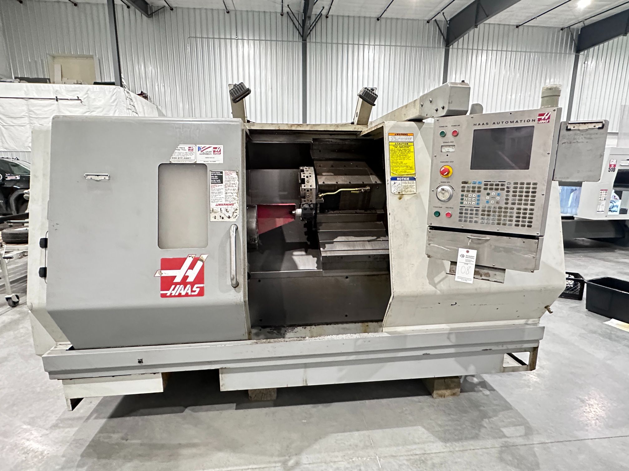 Haas SL-30 CNC Lathe, 2006 - Chip Conveyor - Image 3
