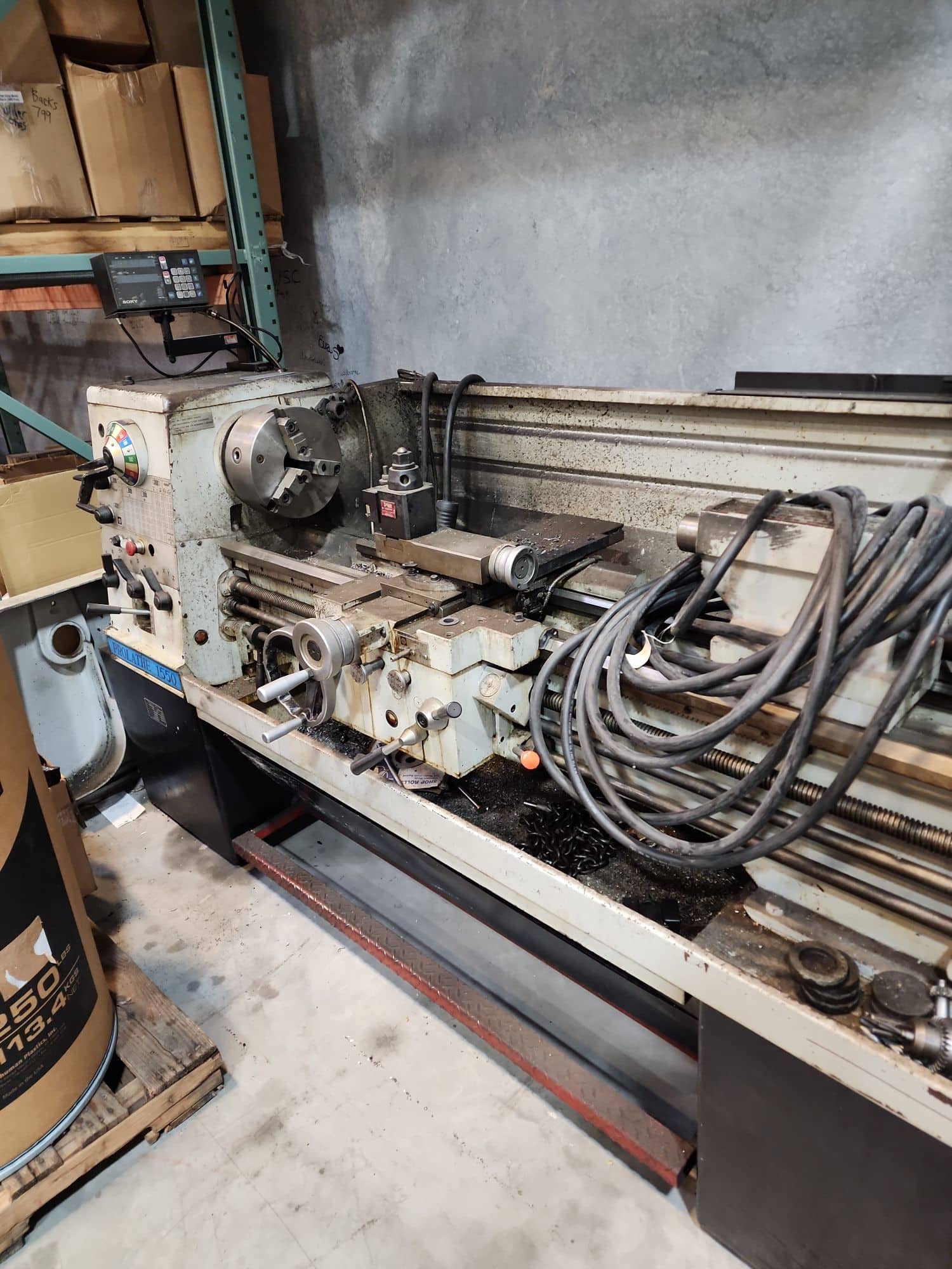 Prolathe CP-1550 Engine Lathe, 1994 - DRO Sony