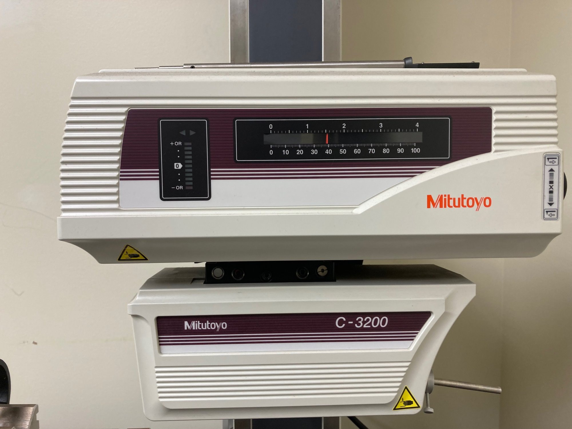 Mitutoyo CV-3200 H4 Contracer CMM, 2015 - Image 2