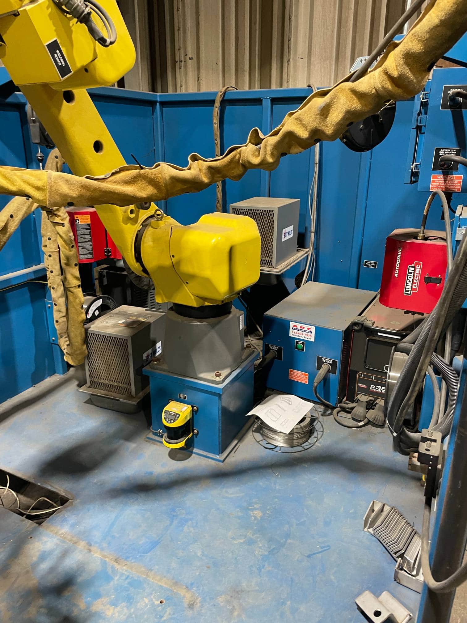 Arc Specialties MIG/TIG Weld Cell Equipped With Fanuc ARC Mate 120iC, 2013 - Image 4