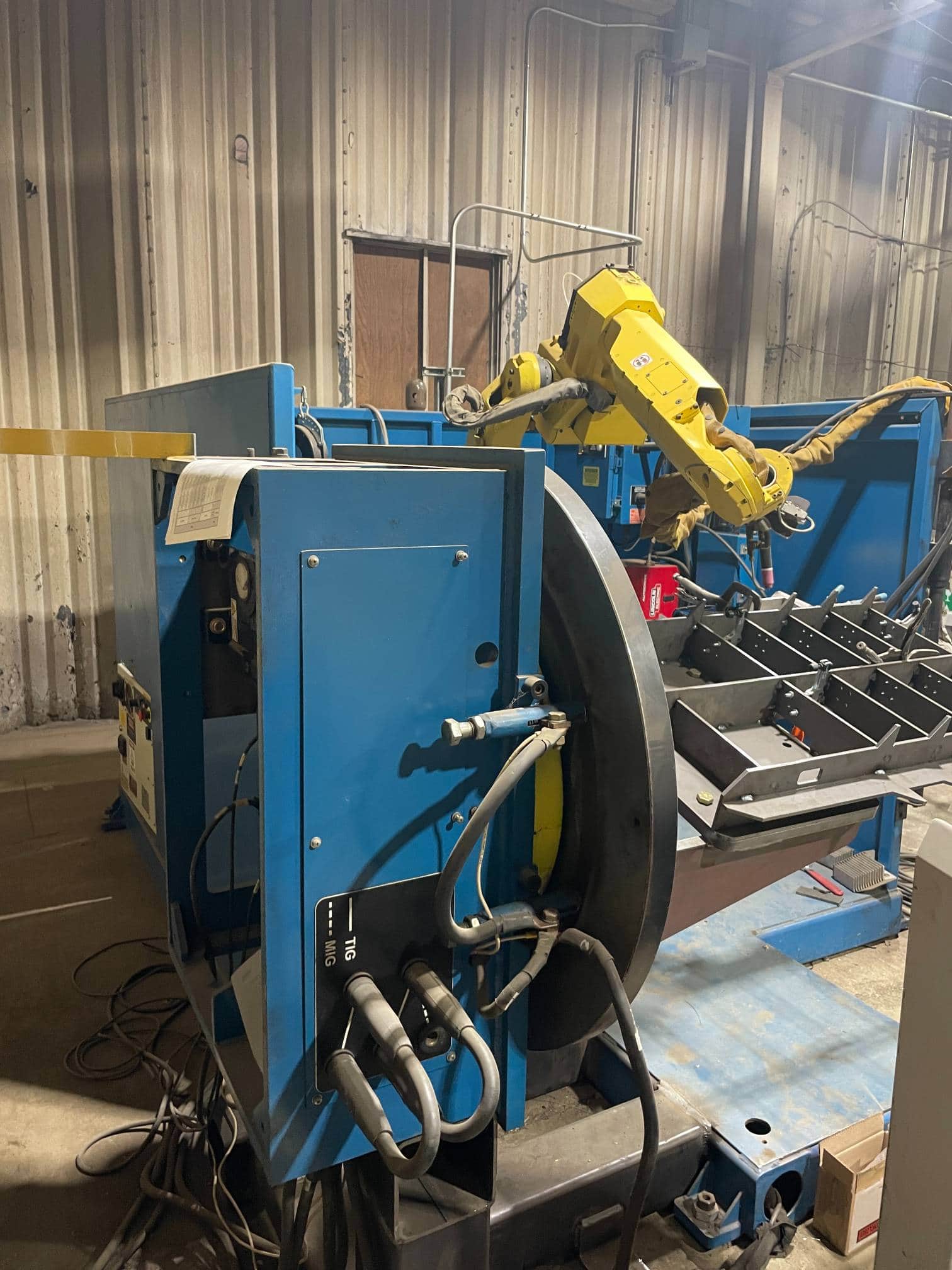Arc Specialties MIG/TIG Weld Cell Equipped With Fanuc ARC Mate 120iC, 2013 - Image 5
