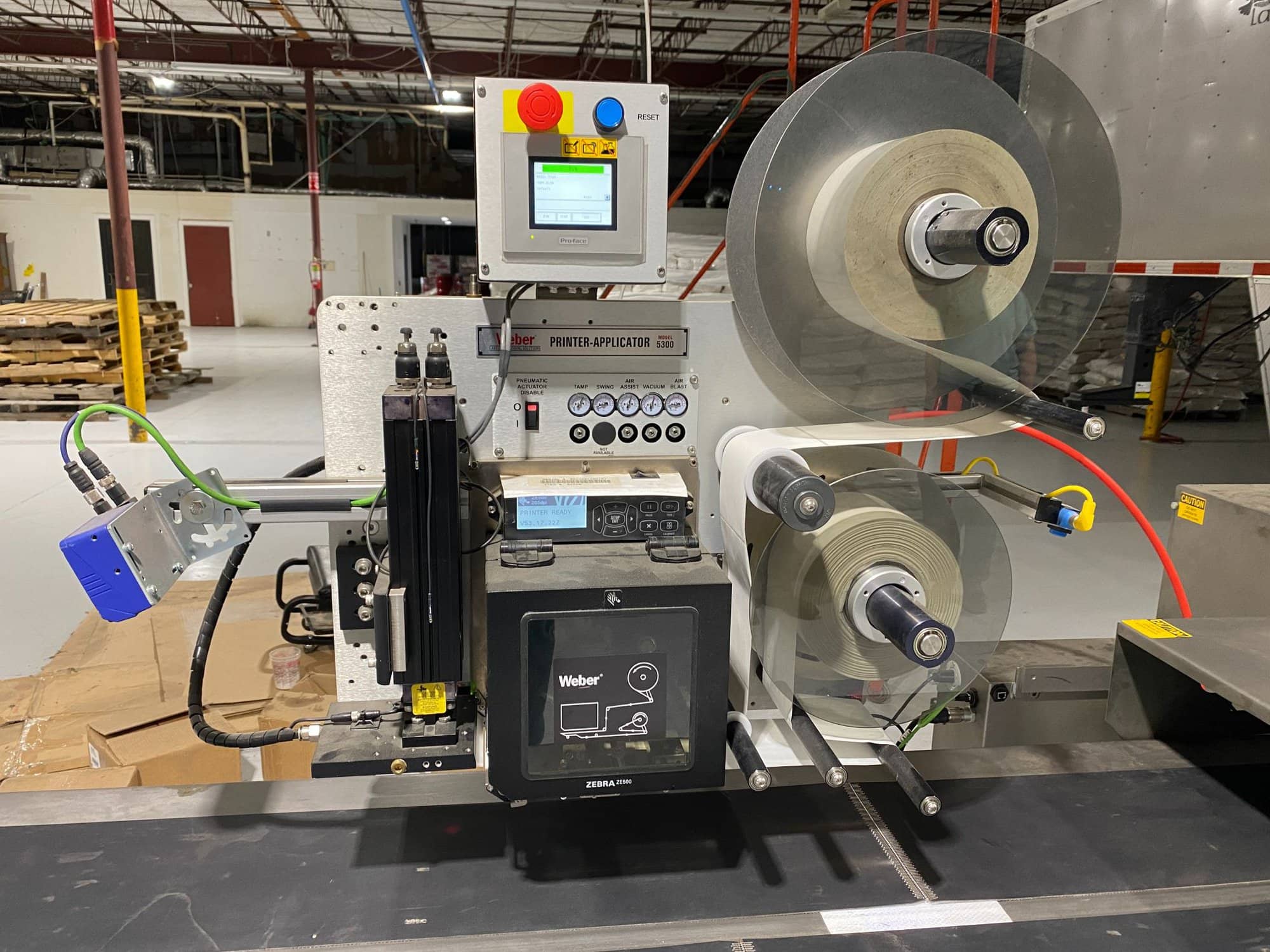 System Packaging 900-24 3B Labeler, 2020 - Weber Box Label Printer/Applicator Model: 5300 L.H. DOM, 1 Pallet of Cold Seal Material Included **Pre-Removal Pricing** - Image 7