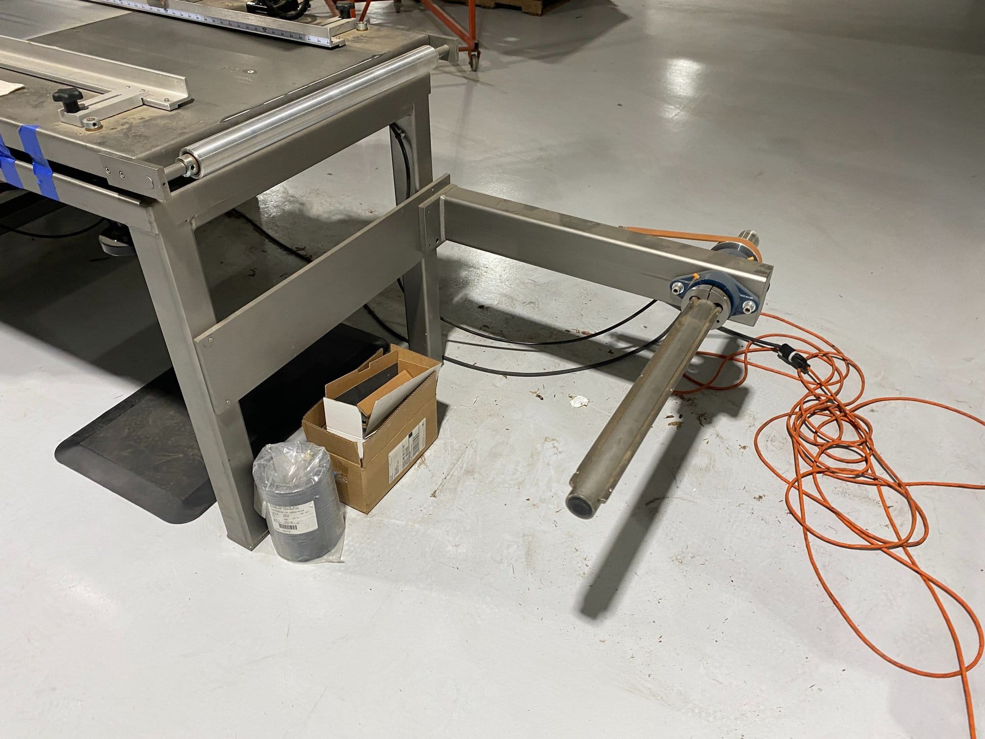 System Packaging 900-24 3B Labeler, 2020 - Weber Box Label Printer/Applicator Model: 5300 L.H. DOM, 1 Pallet of Cold Seal Material Included **Pre-Removal Pricing** - Image 9
