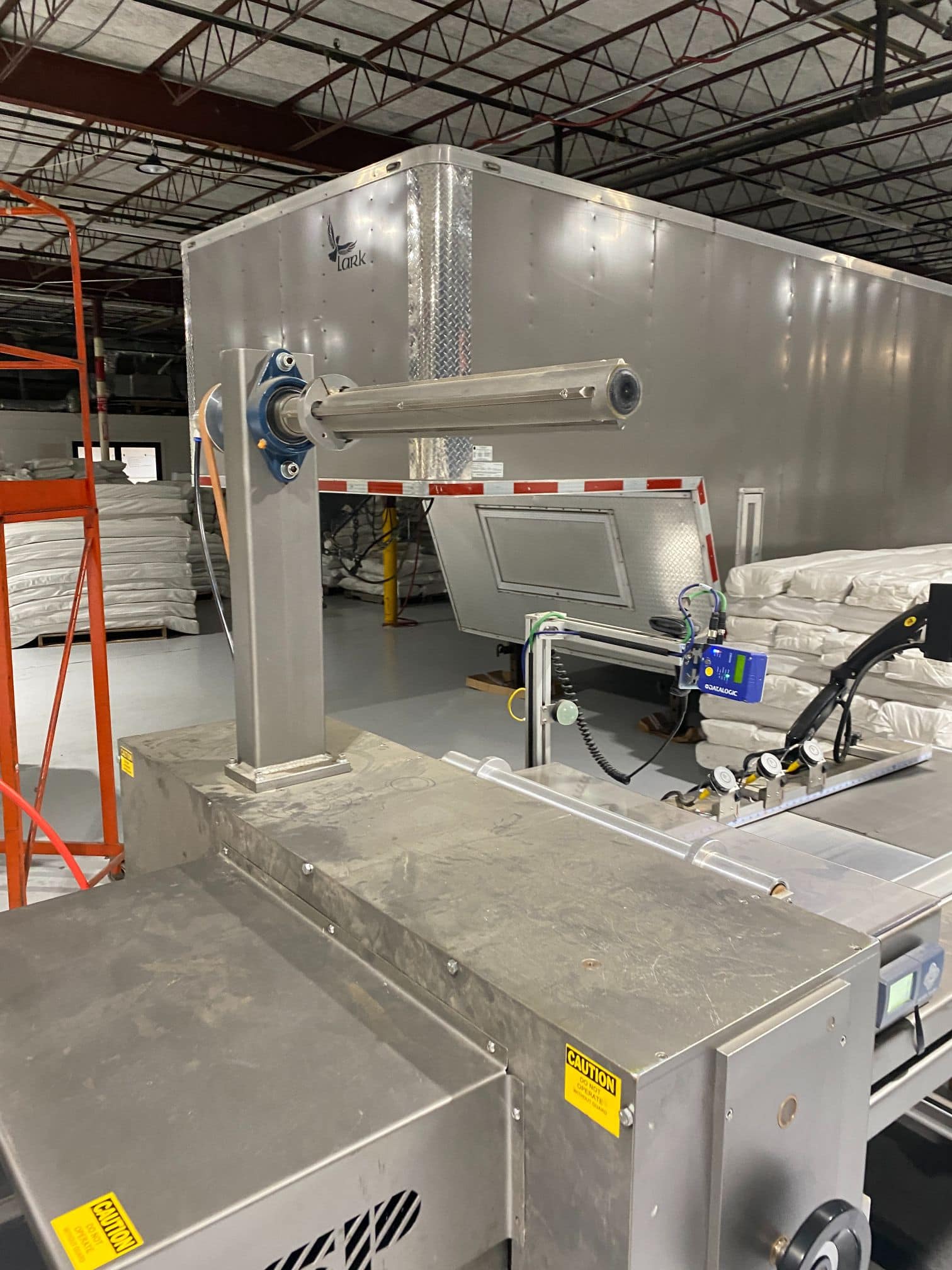 System Packaging 900-24 3B Labeler, 2020 - Weber Box Label Printer/Applicator Model: 5300 L.H. DOM, 1 Pallet of Cold Seal Material Included **Pre-Removal Pricing** - Image 11
