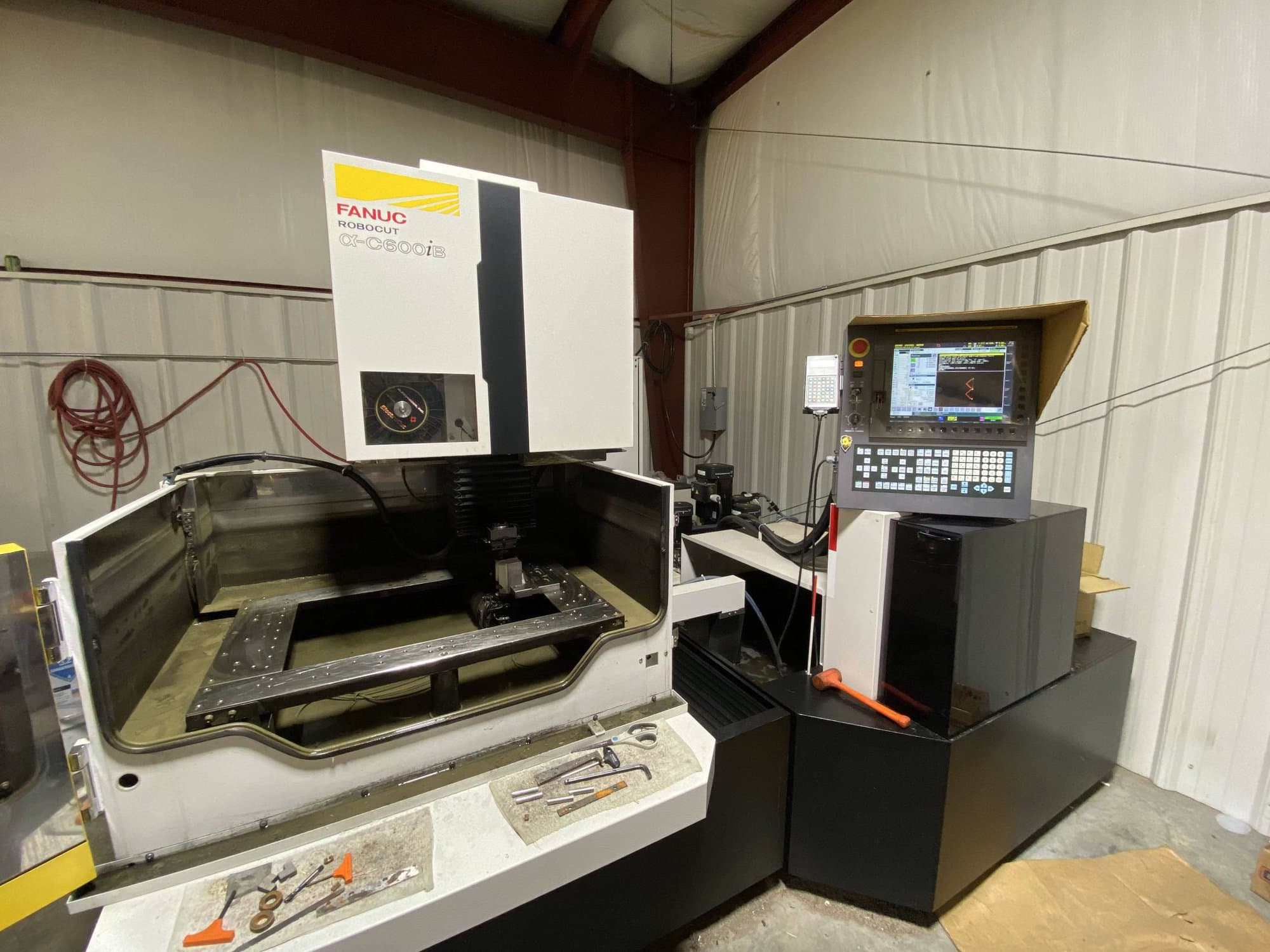 Fanuc Robocut α-C600iB 5 Axis Wire EDM, 2017 - Auto Threading, Low Hours