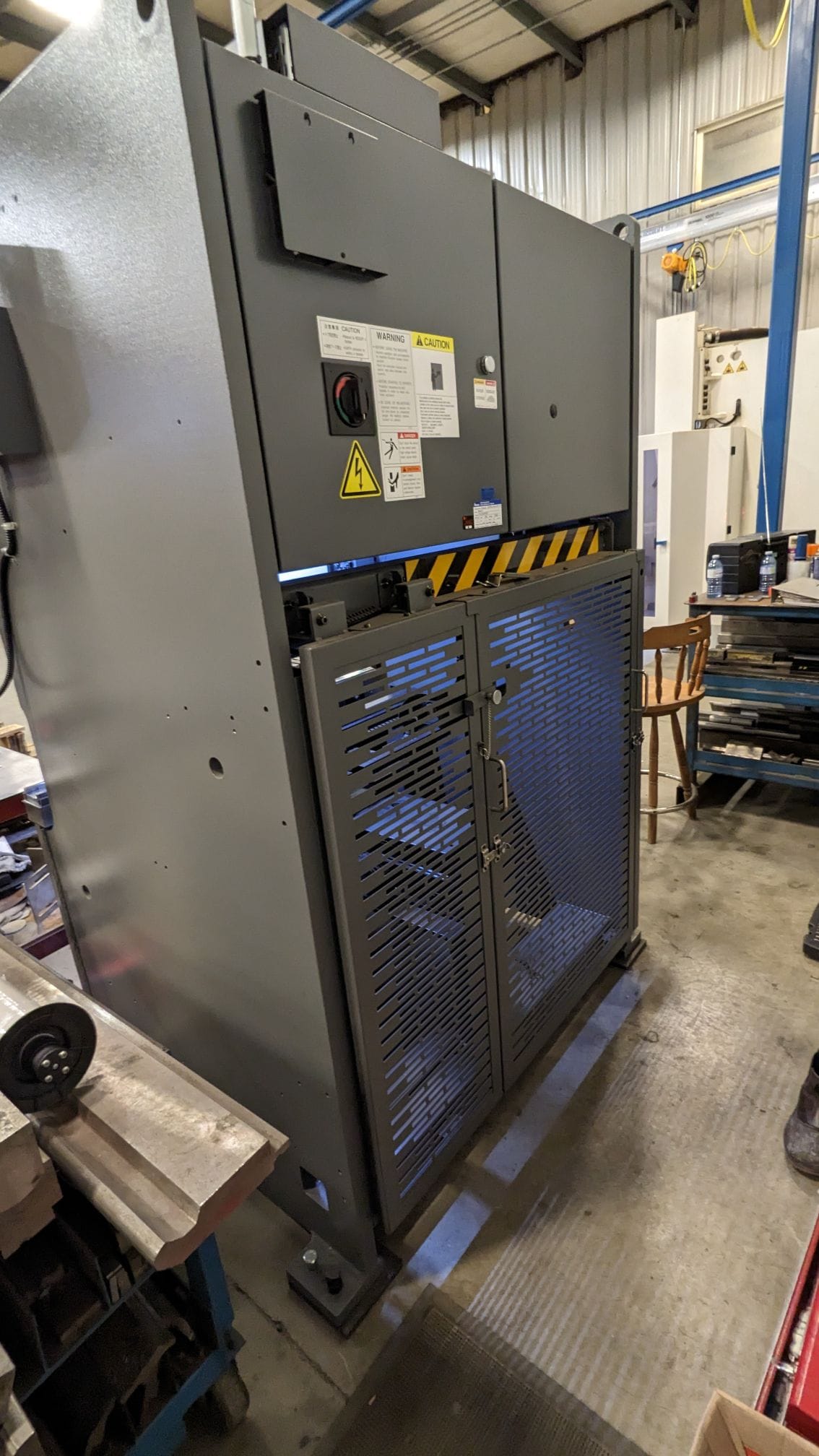 40 Ton x 4' Mitsubishi Diamond BB4013 Electric Press Brake, 2021 - Telescoping 5th Axis, Lazersafe Sentinel Plus - Image 3