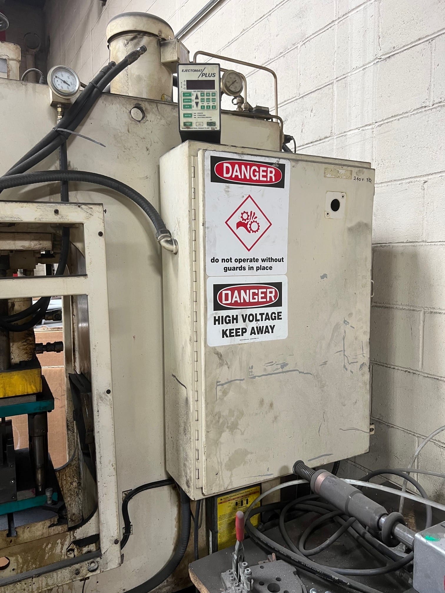 15 Ton Greenerd Hydraulic C Frame Press, 1997 - 11" x 18" Bed, 12" Stroke - Image 6