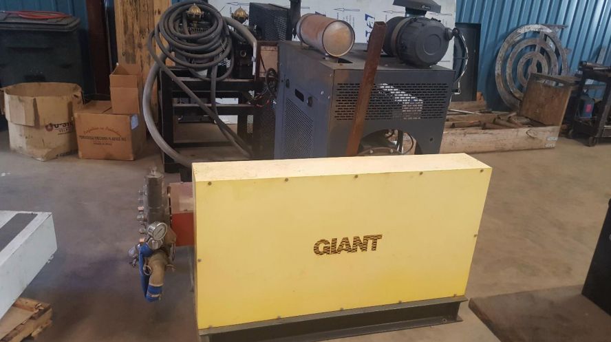 Giant Triplex GP7255A Water Pump with Kubota Engine, 2014 - Image 5