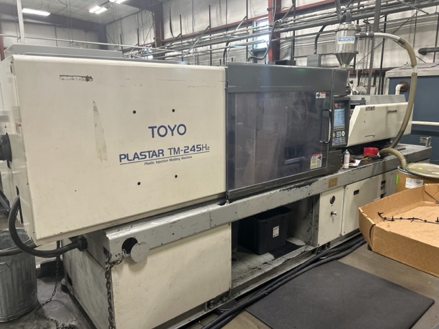 245 Ton 20.8 Oz Toyo TM-245H2 Injection Molding Machine, 2006 - Core Pull, Hydraulic Knockout, Robot Interface