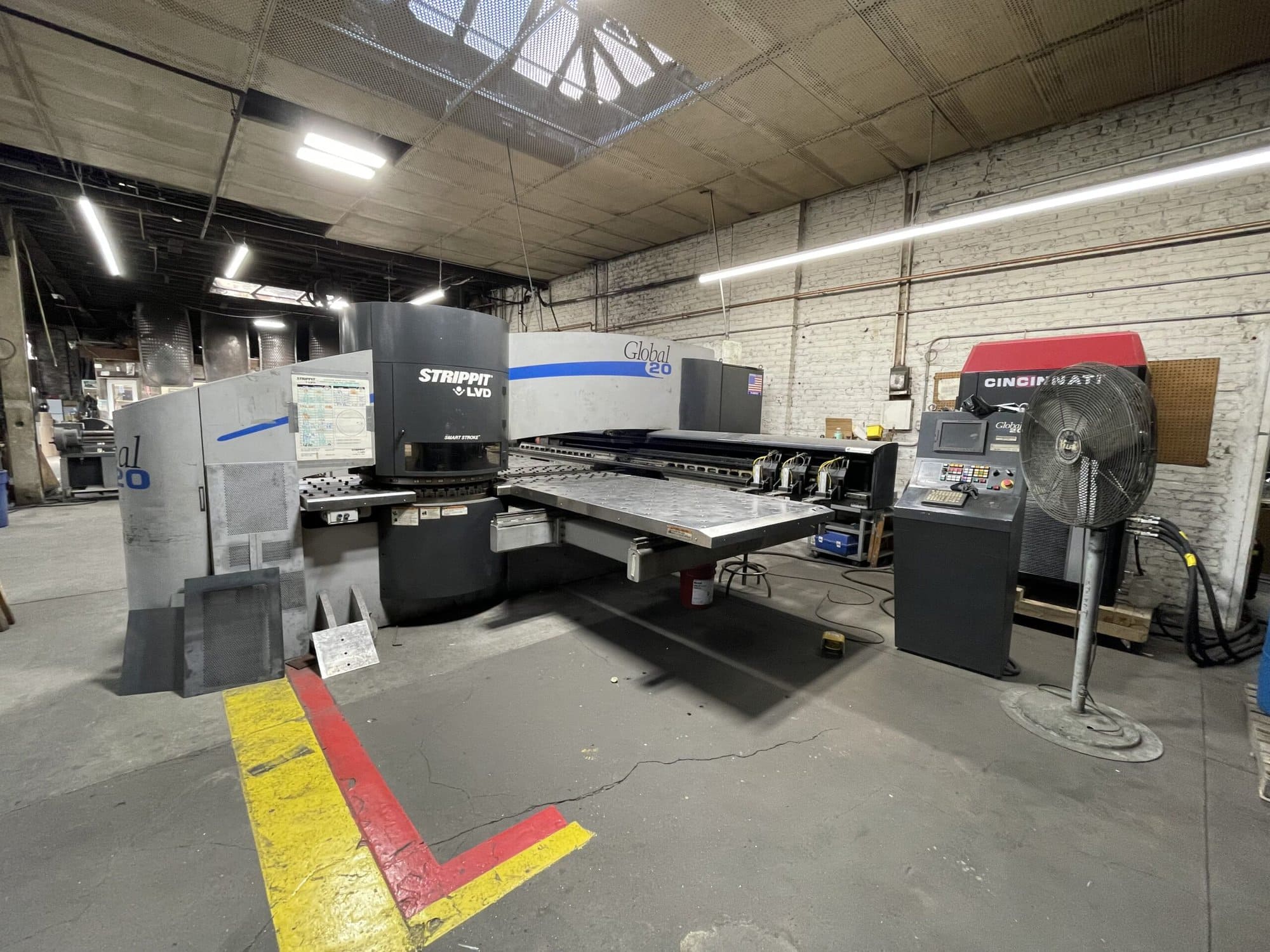 22 Ton LVD Strippit Global 20 2.5M Turret Punch, 2001 - 30 Station W/(3) Index Station, Thick Style