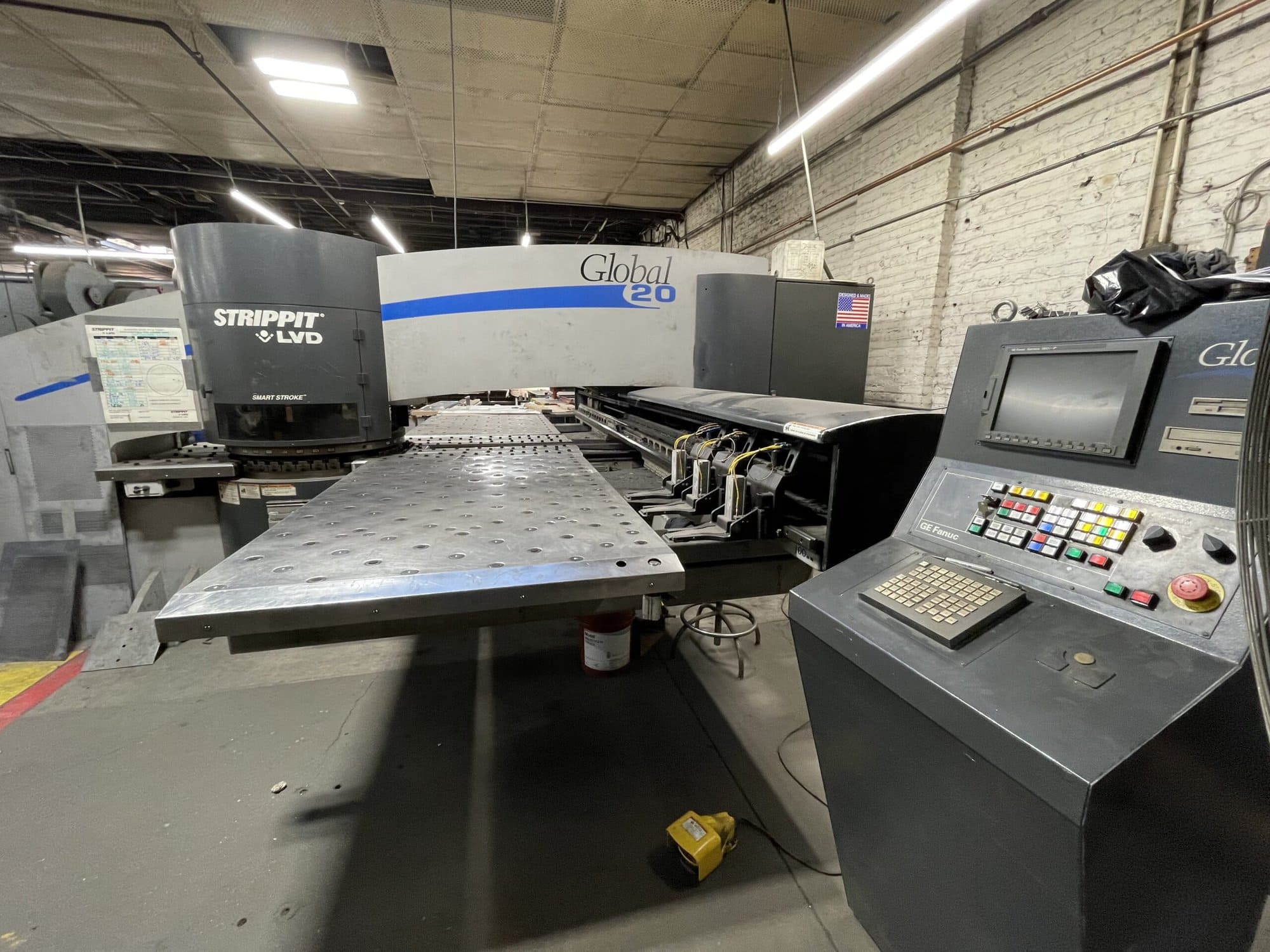 22 Ton LVD Strippit Global 20 2.5M Turret Punch, 2001 - 30 Station W/(3) Index Station, Thick Style - Image 5