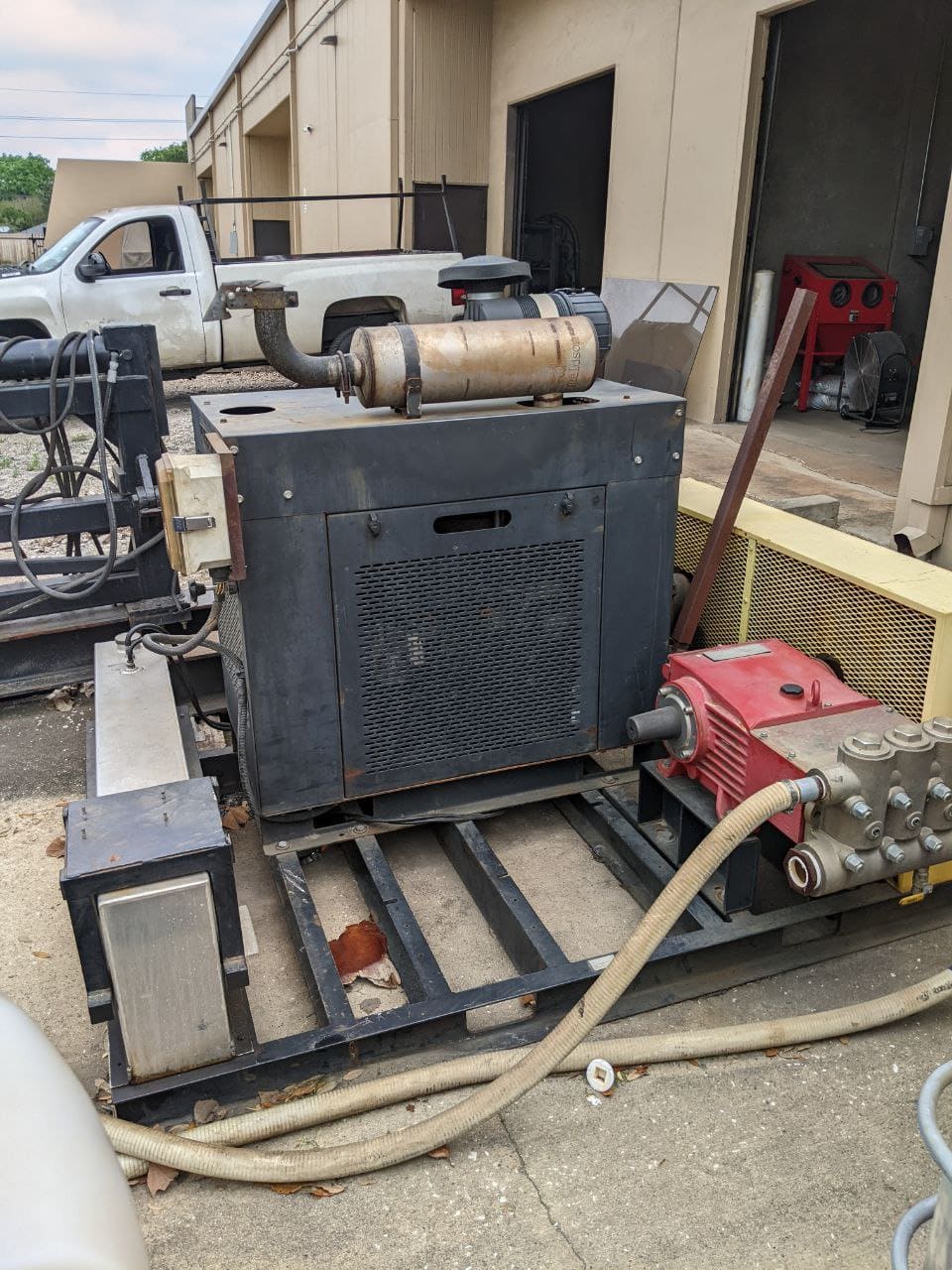 Giant Triplex GP7255A Water Pump with Kubota Engine, 2014 - Image 2