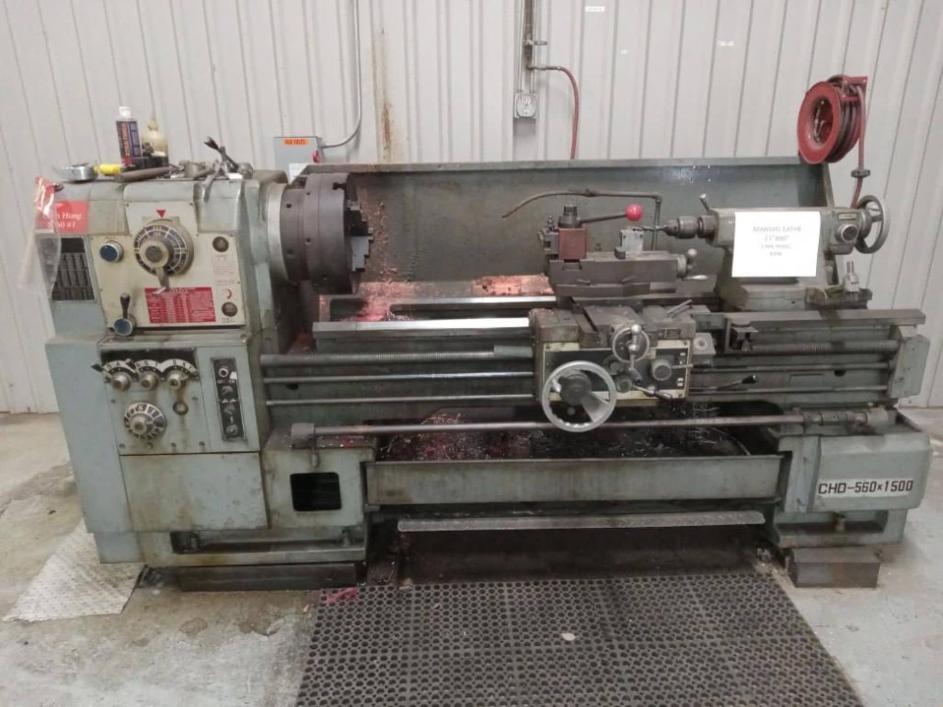 chin hung chd 23 by 60 manual lathe
