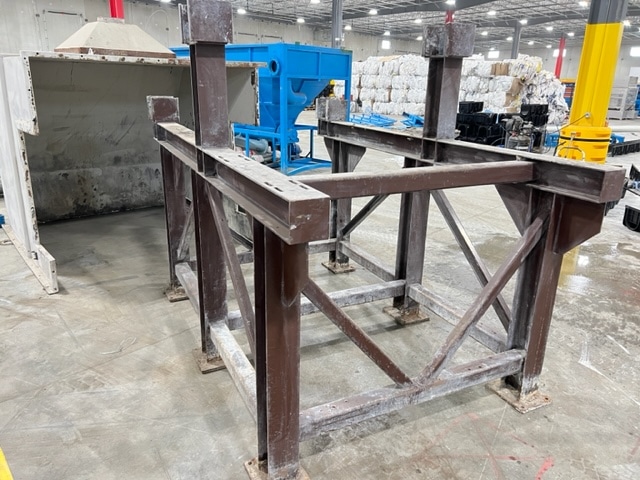 4' x 8' Midwestern Industries MEV 48-1 Single Deck Heavy Duty Two Bearing Vibrating Screen, 2020 - Image 7